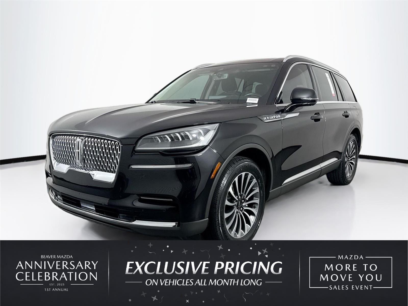 Infinite Black Metallic Clearcoat 2022 Lincoln Aviator SUV / Crossover All-Wheel Drive Automatic