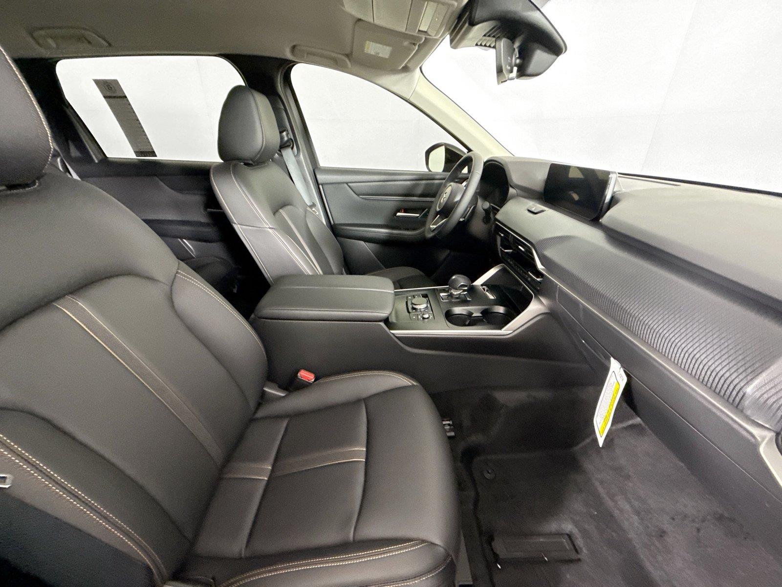 New 2026 Jet Black Mica Mazda 3.3 Turbo Select AWD image 41