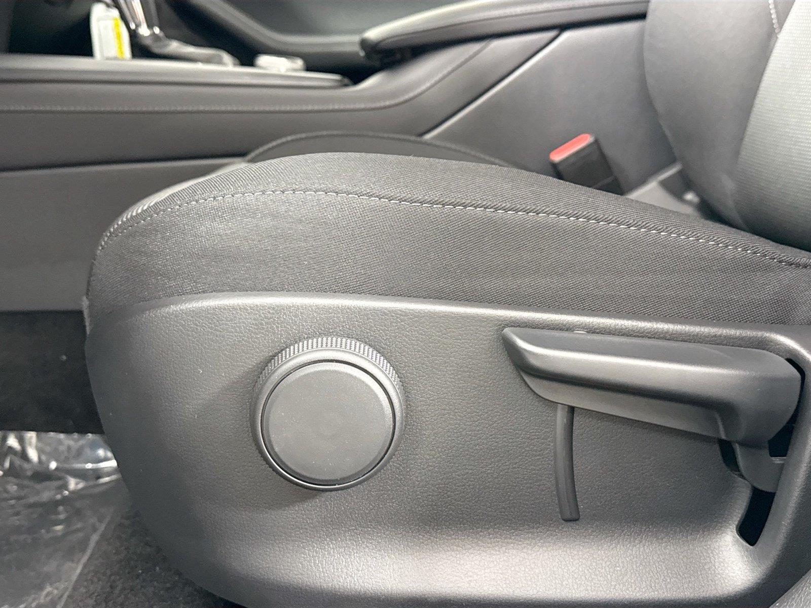 New 2026 Snowflake White Pearl Mazda 2.5 S AWD image 28