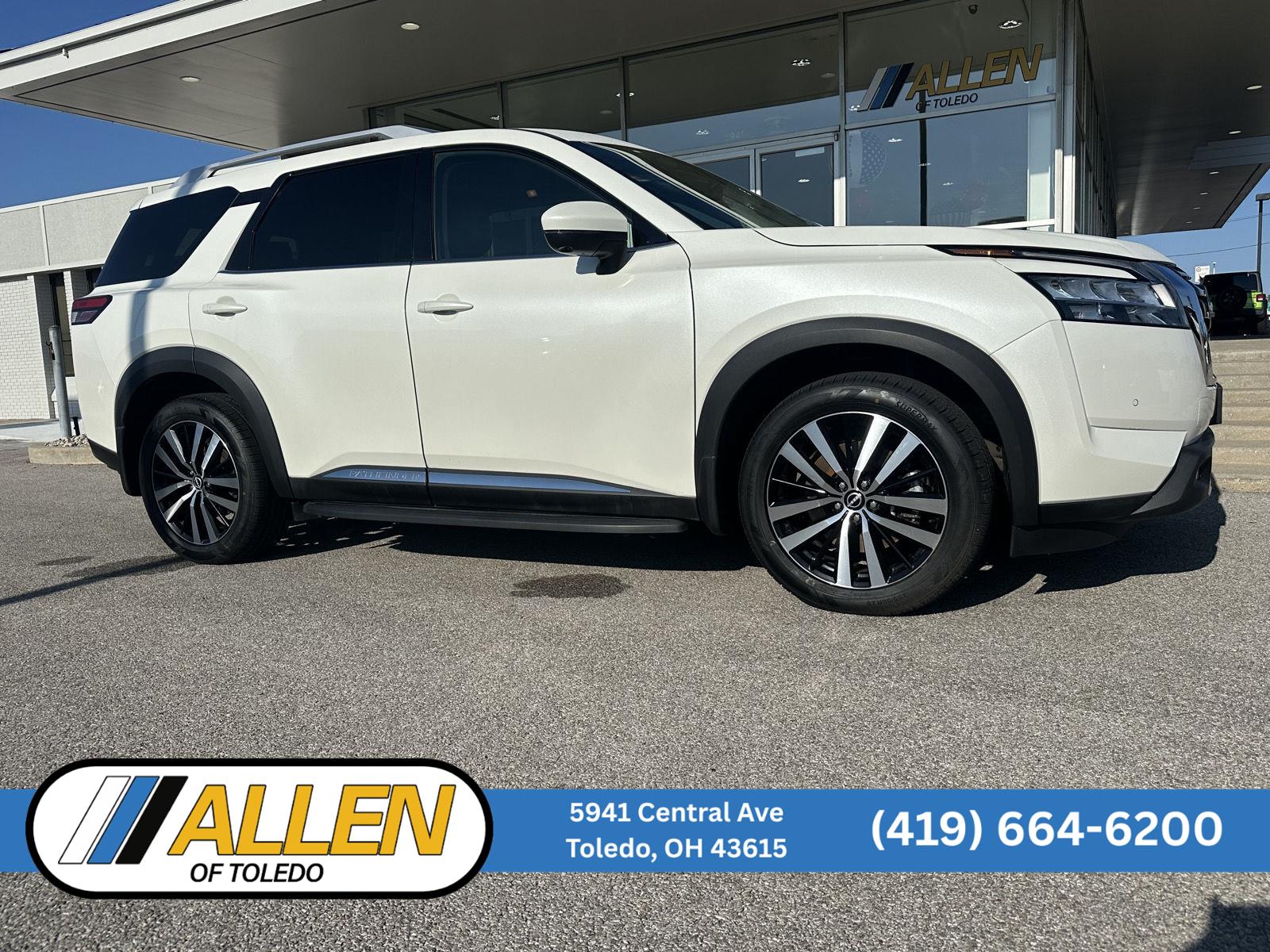 2023 Nissan Pathfinder Platinum 4WD