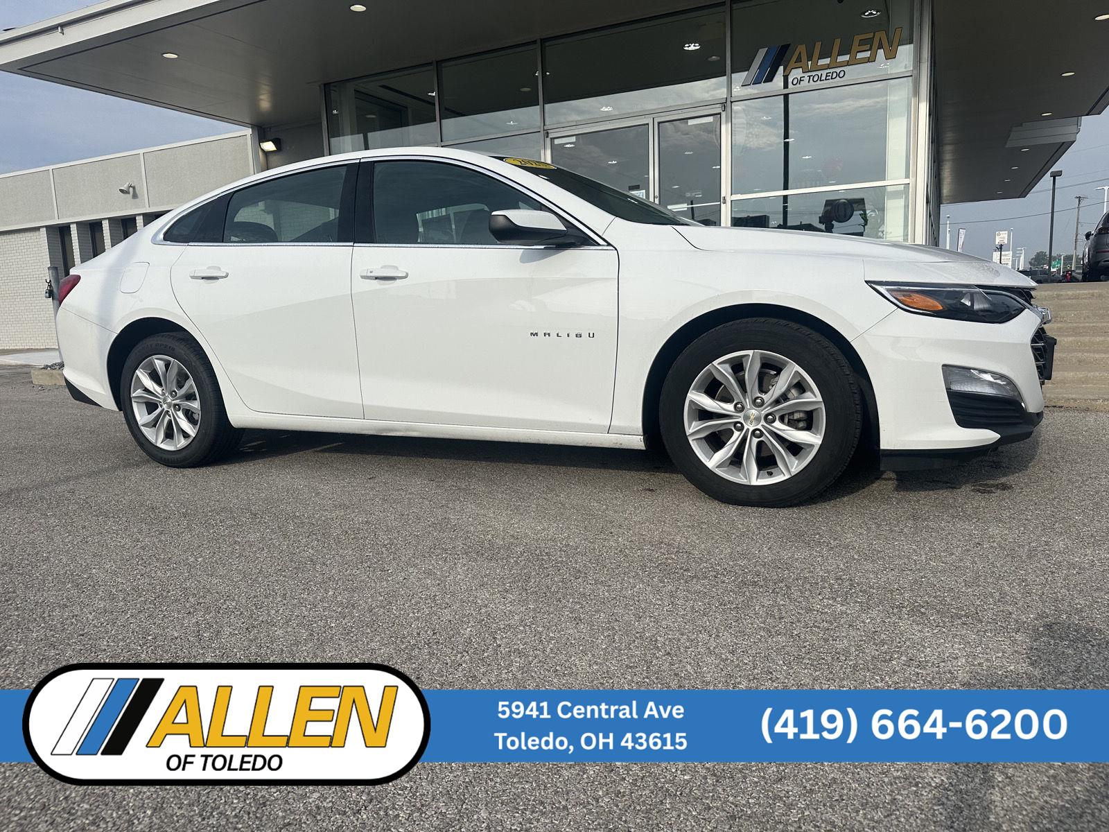 Summit White 2025 Chevrolet Malibu Sedan Front-Wheel Drive Continuously Variable Transmission