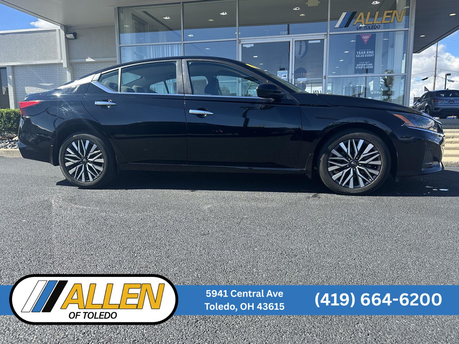 Super Black 2023 Nissan Altima Sedan All-Wheel Drive Continuously Variable Transmission