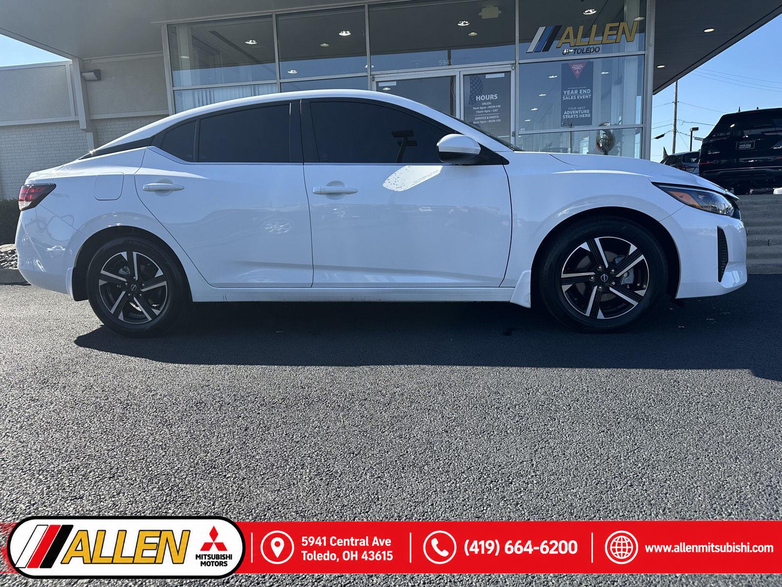Aspen White Tricoat 2025 Nissan Sentra Sedan Front-Wheel Drive Continuously Variable Transmission