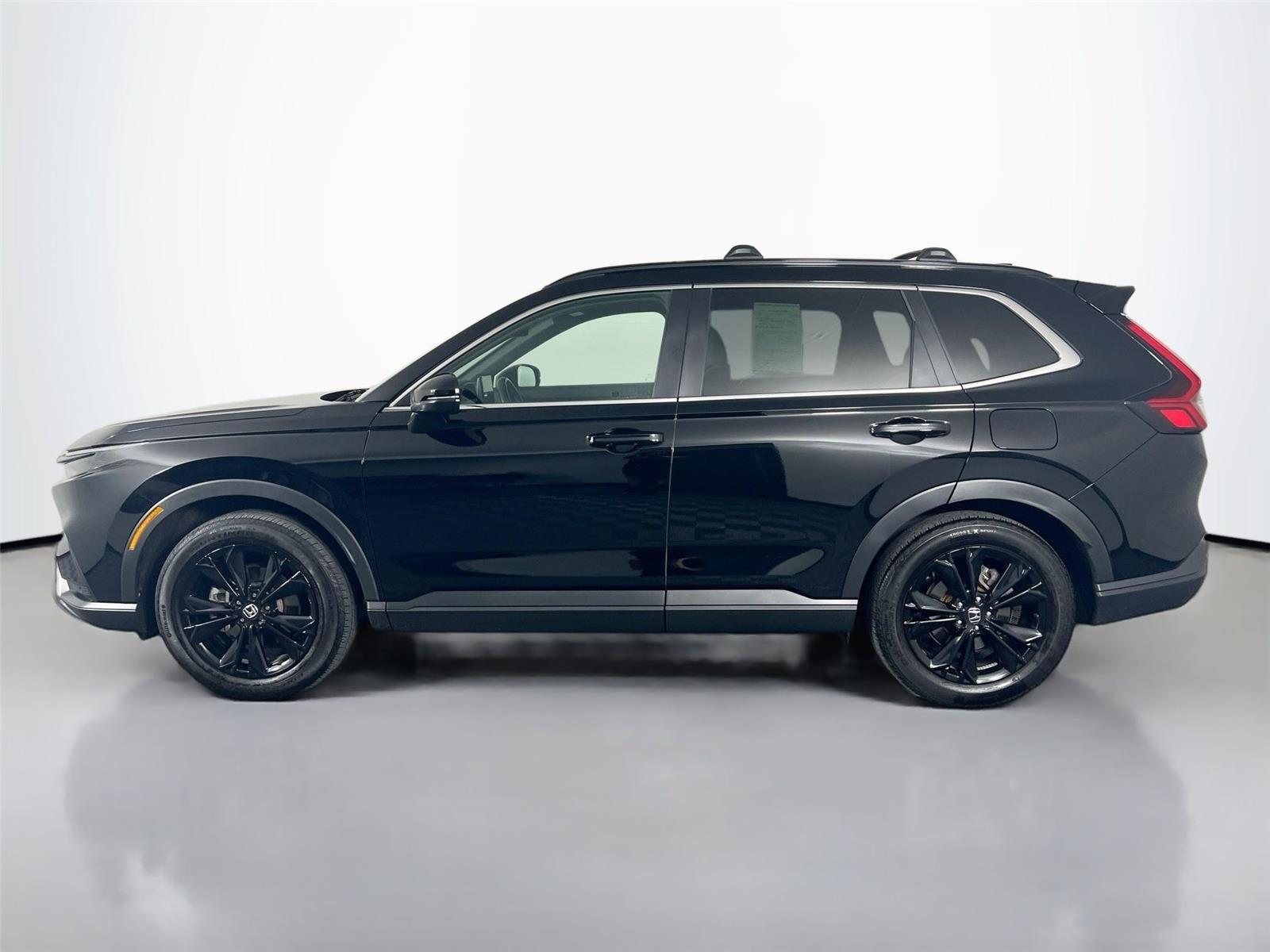 View vehicle photo 3