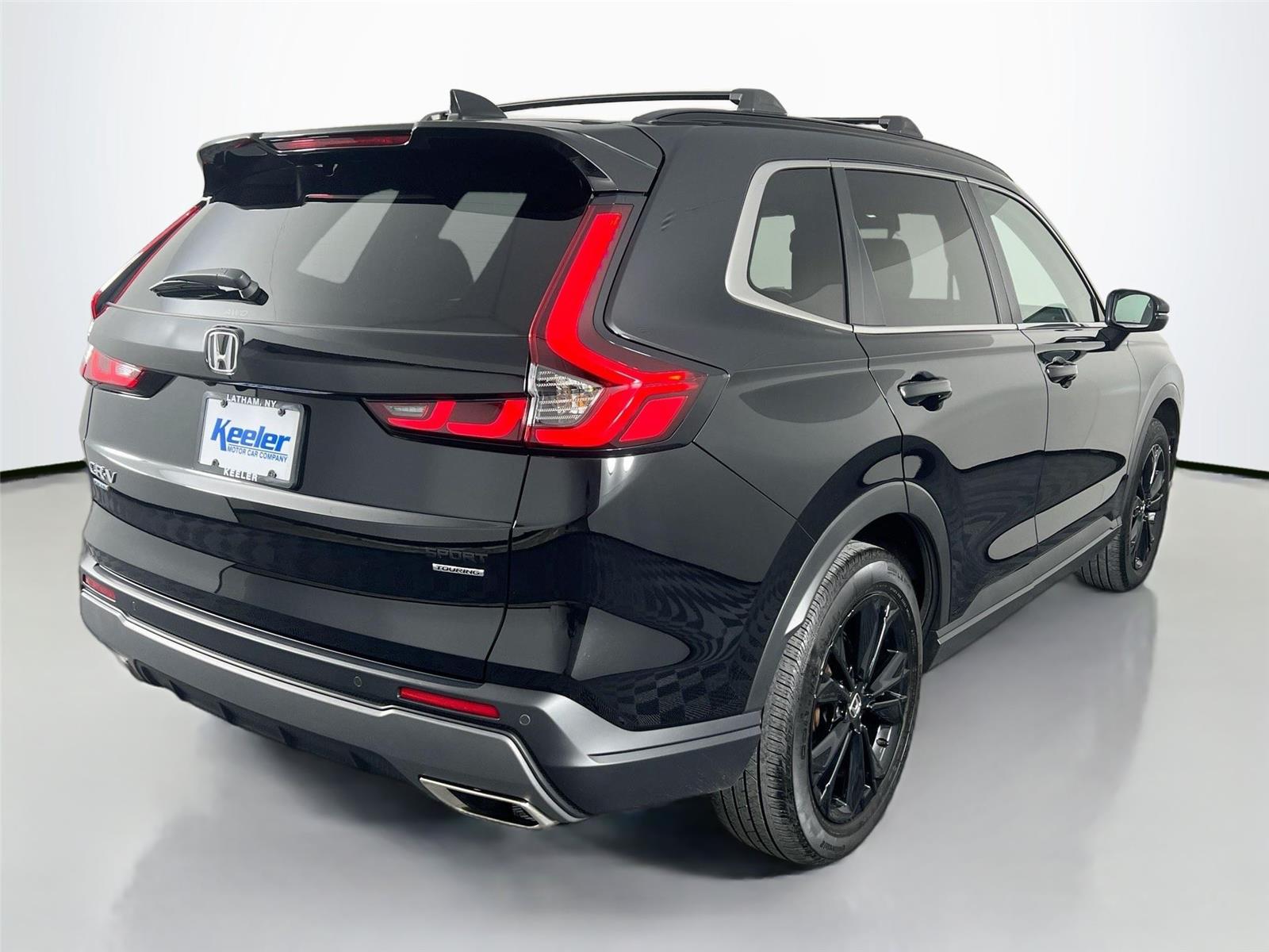 View vehicle photo 6