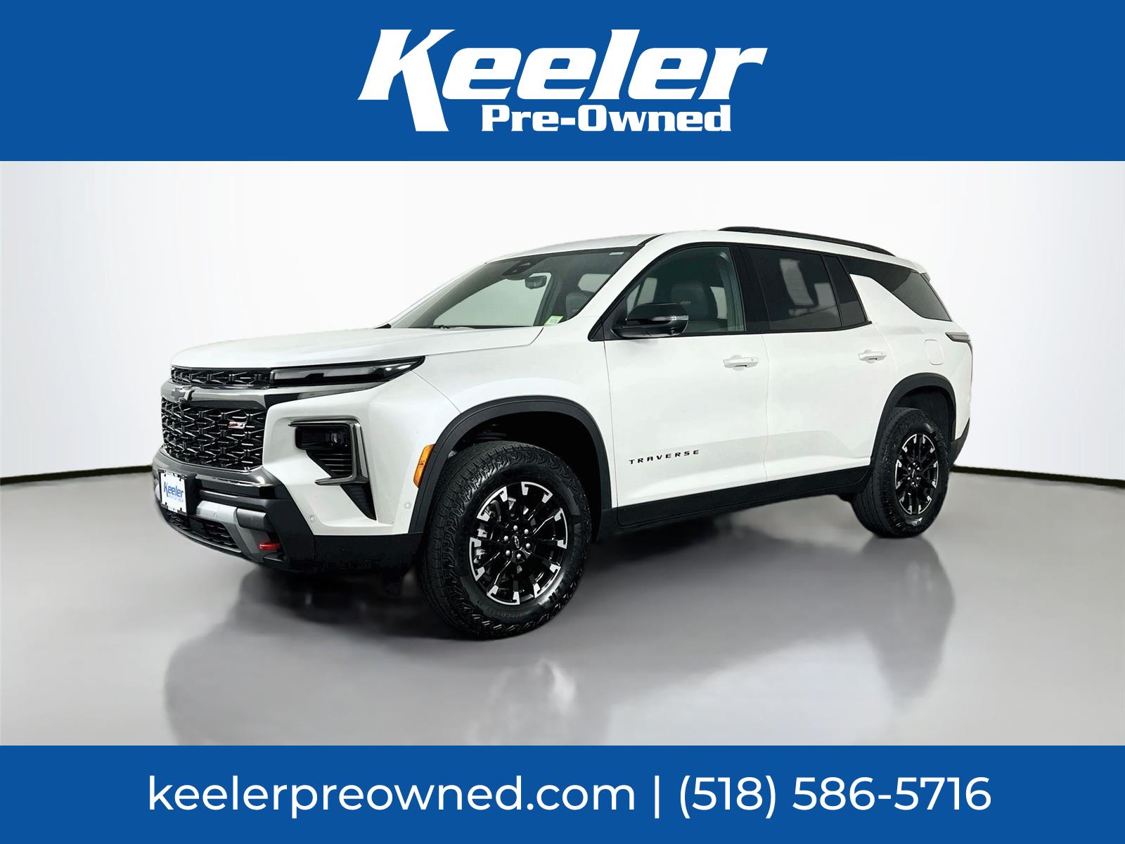 White (Iridescent Pearl Tricoat) 2025 Chevrolet Traverse SUV / Crossover Four-Wheel Drive 8-Speed Automatic