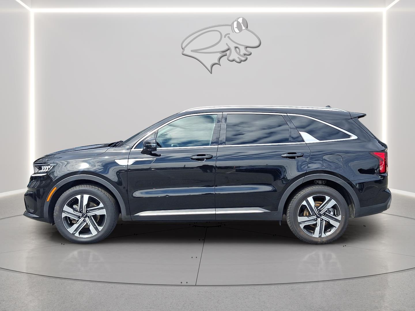 View vehicle photo 2