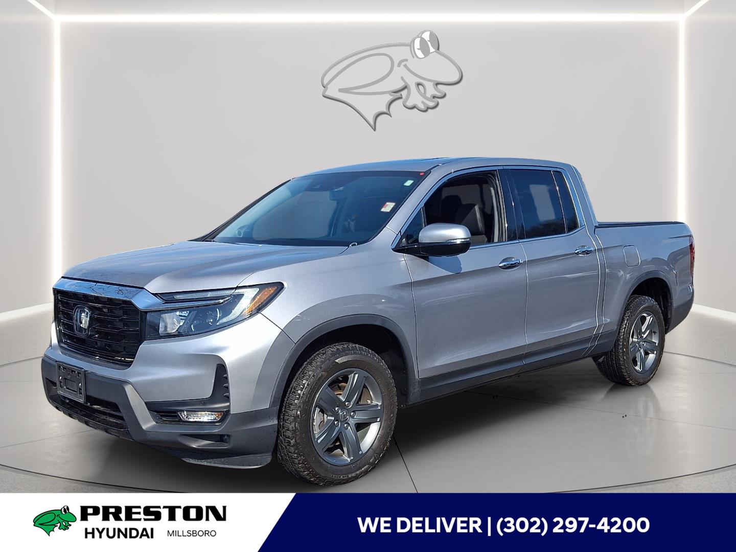 Lunar Silver Metallic 2023 Honda Ridgeline RTL-E AWD Pickup Truck All-Wheel Drive 9-Speed Automatic