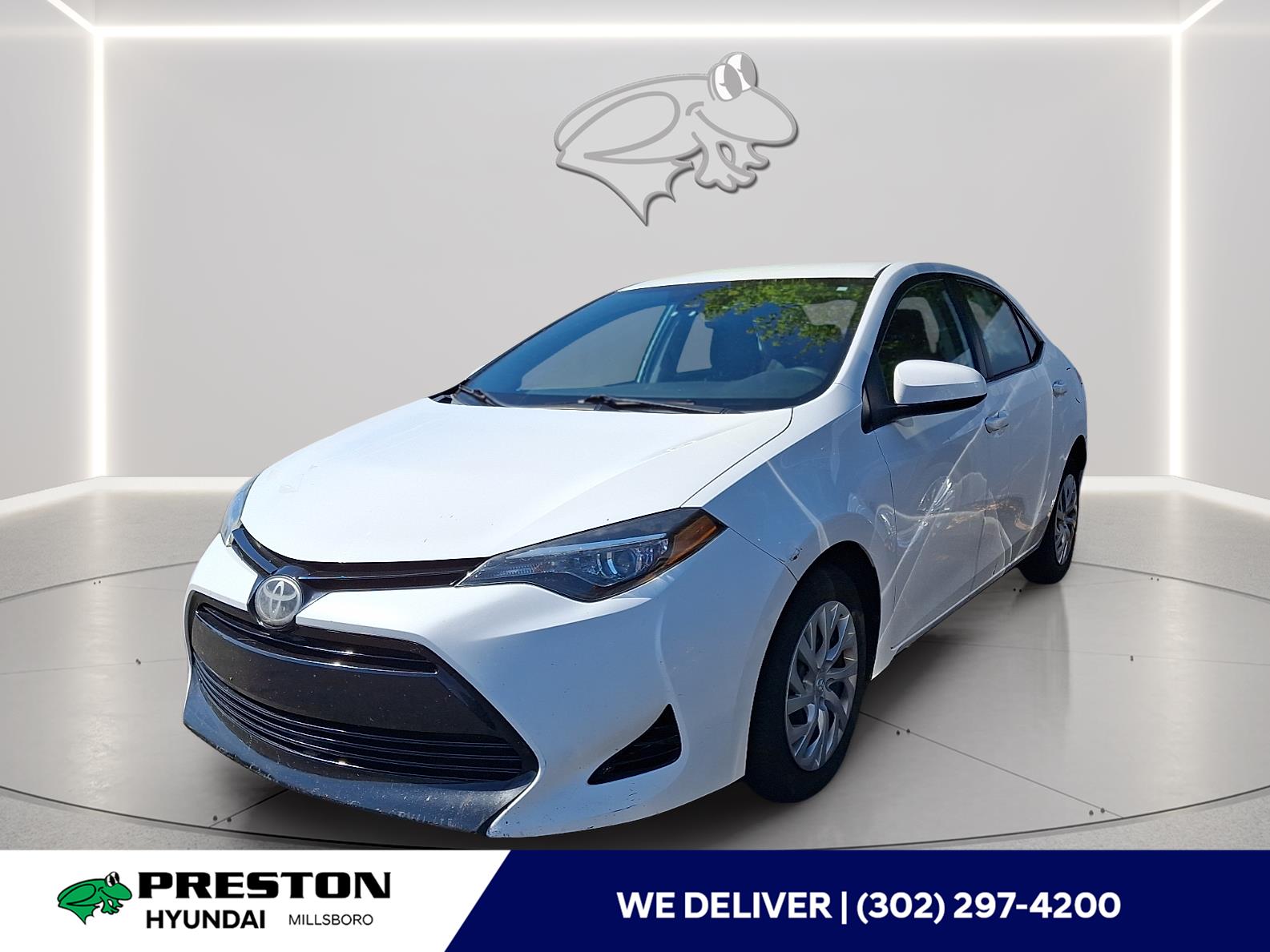 Super White 2018 Toyota Corolla L Sedan Front-Wheel Drive 7-Speed CVT