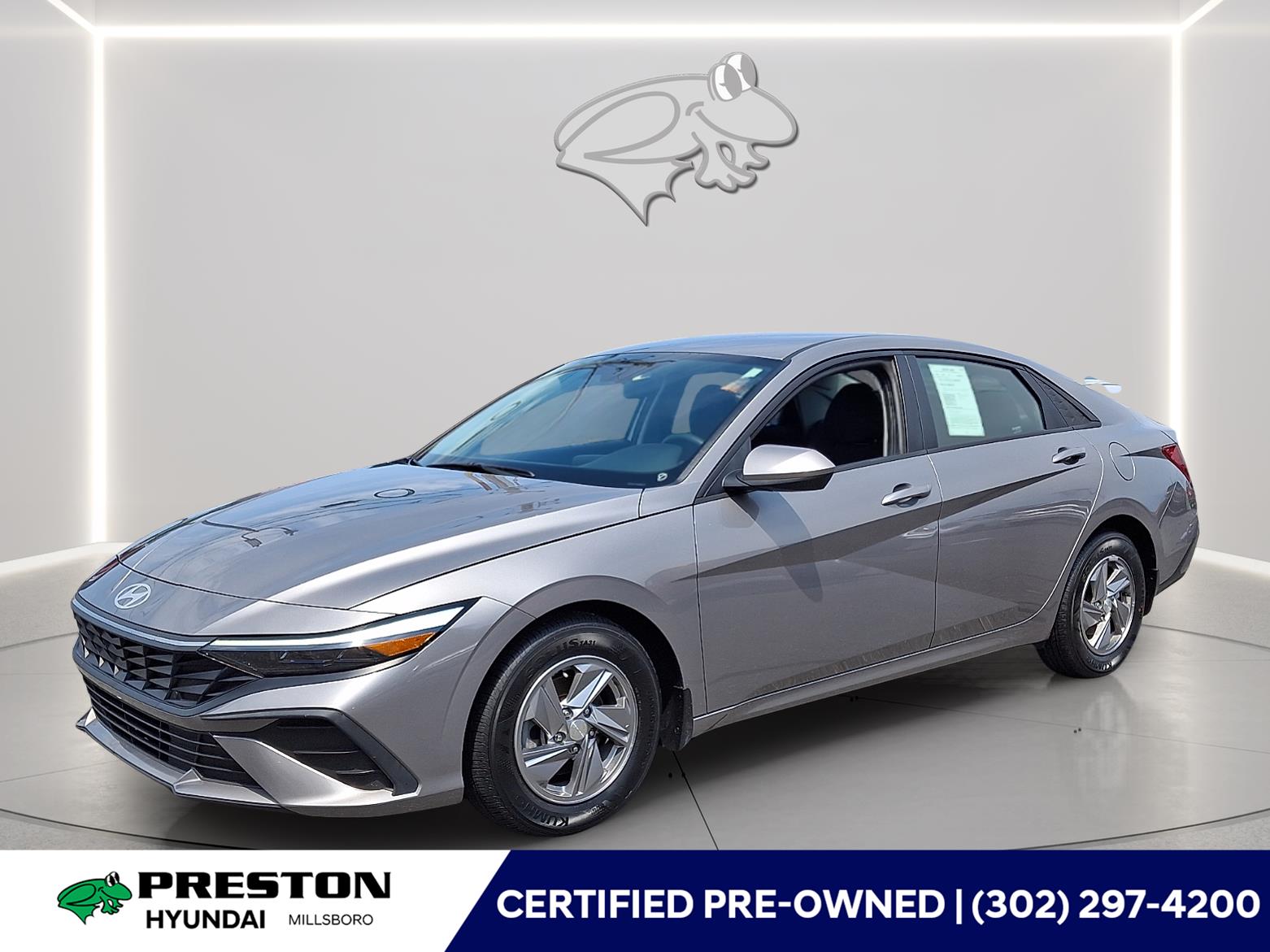 Gray 2024 Hyundai Elantra Sedan Front-Wheel Drive