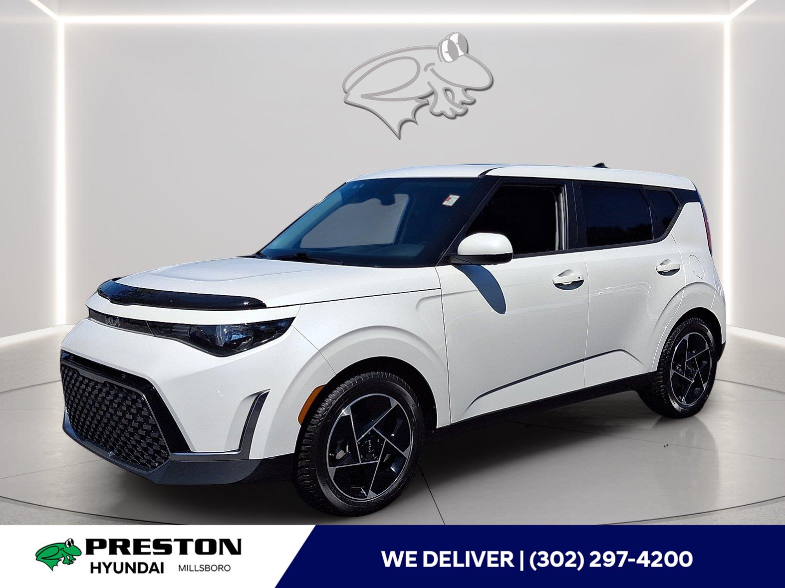 Snow White Pearl 2024 Kia Soul SUV / Crossover Front-Wheel Drive Continuously Variable Transmission