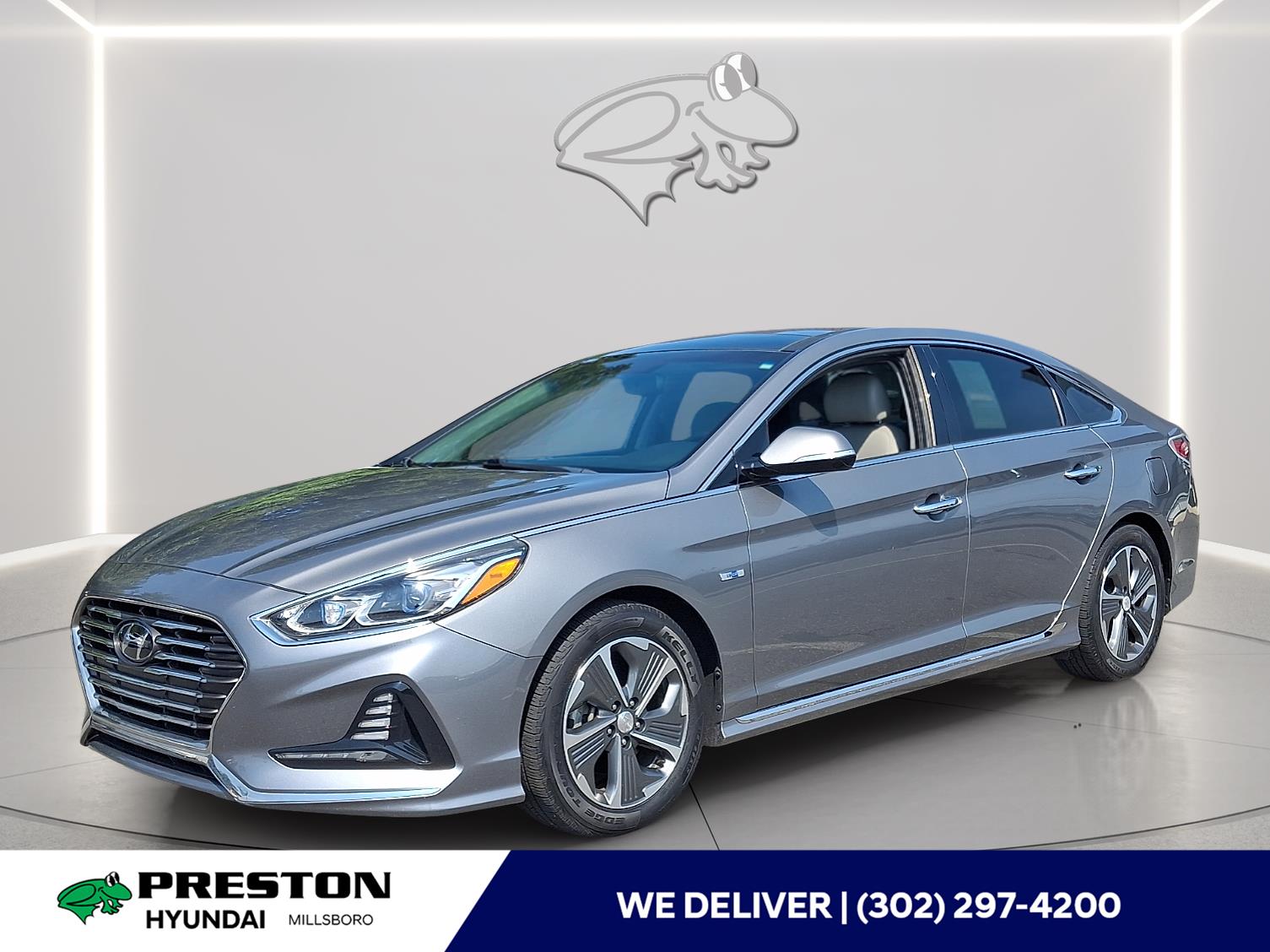 Metropolis Gray 2018 Hyundai Sonata Hybrid Sedan Front-Wheel Drive Automatic