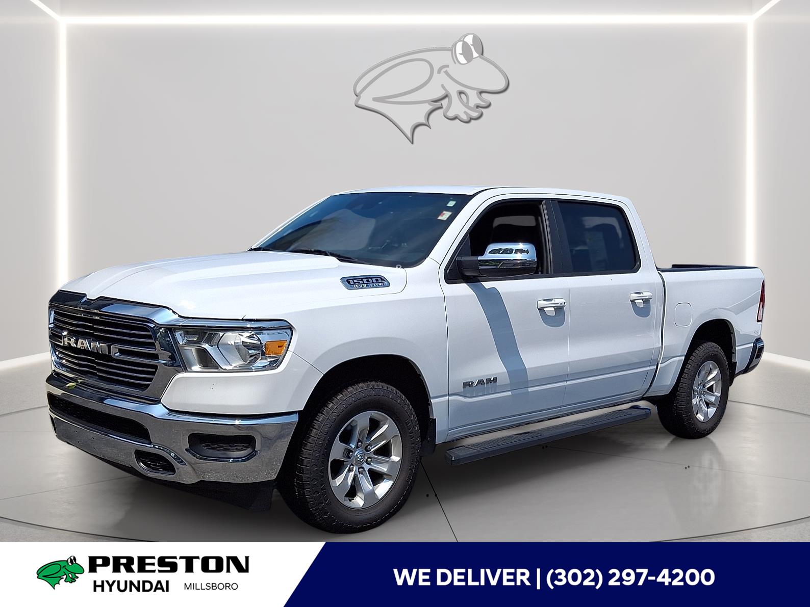 Bright White Clearcoat 2024 RAM 1500 Pickup Truck Four-Wheel Drive 8-Speed Automatic