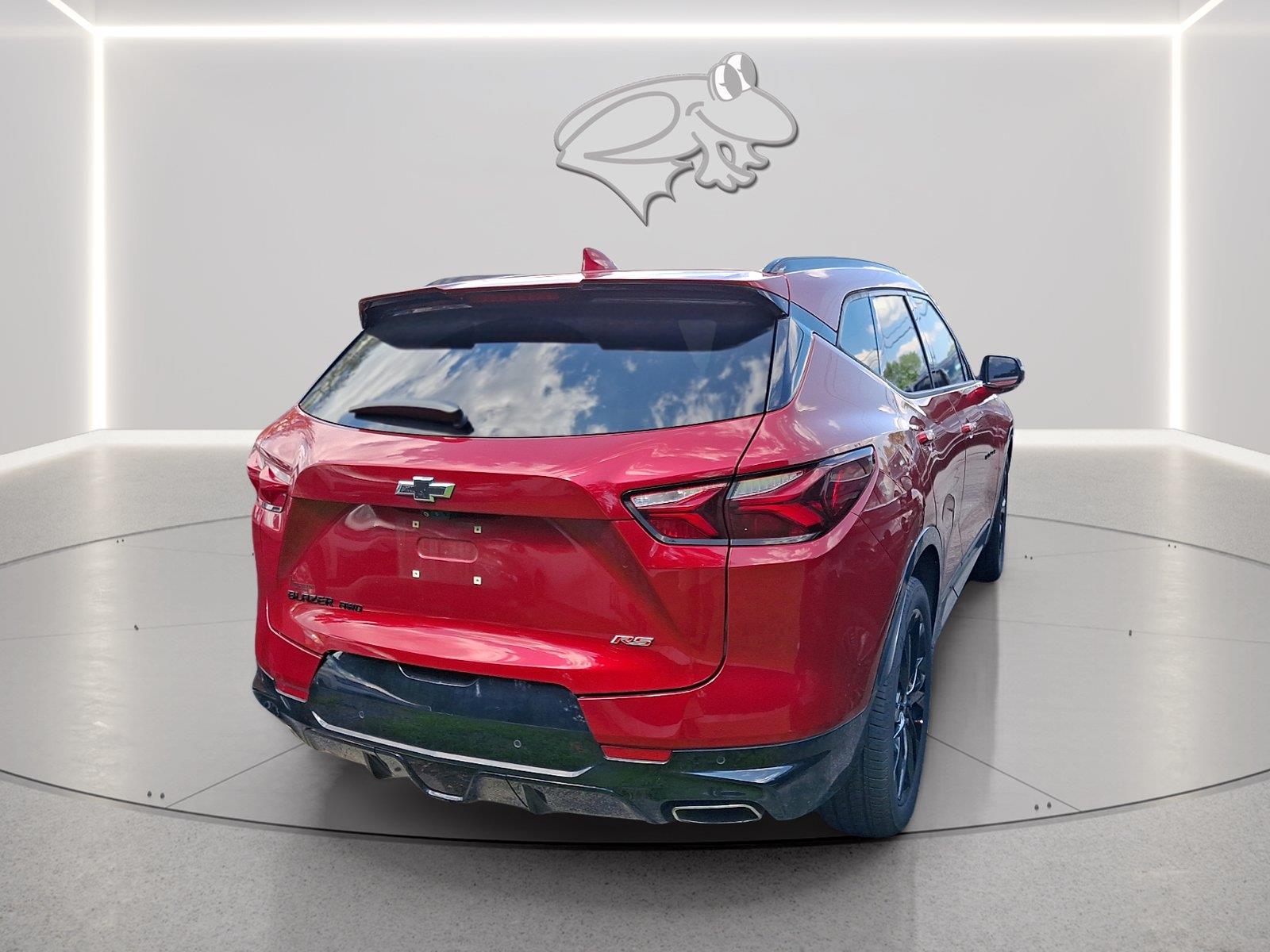 View vehicle photo 6
