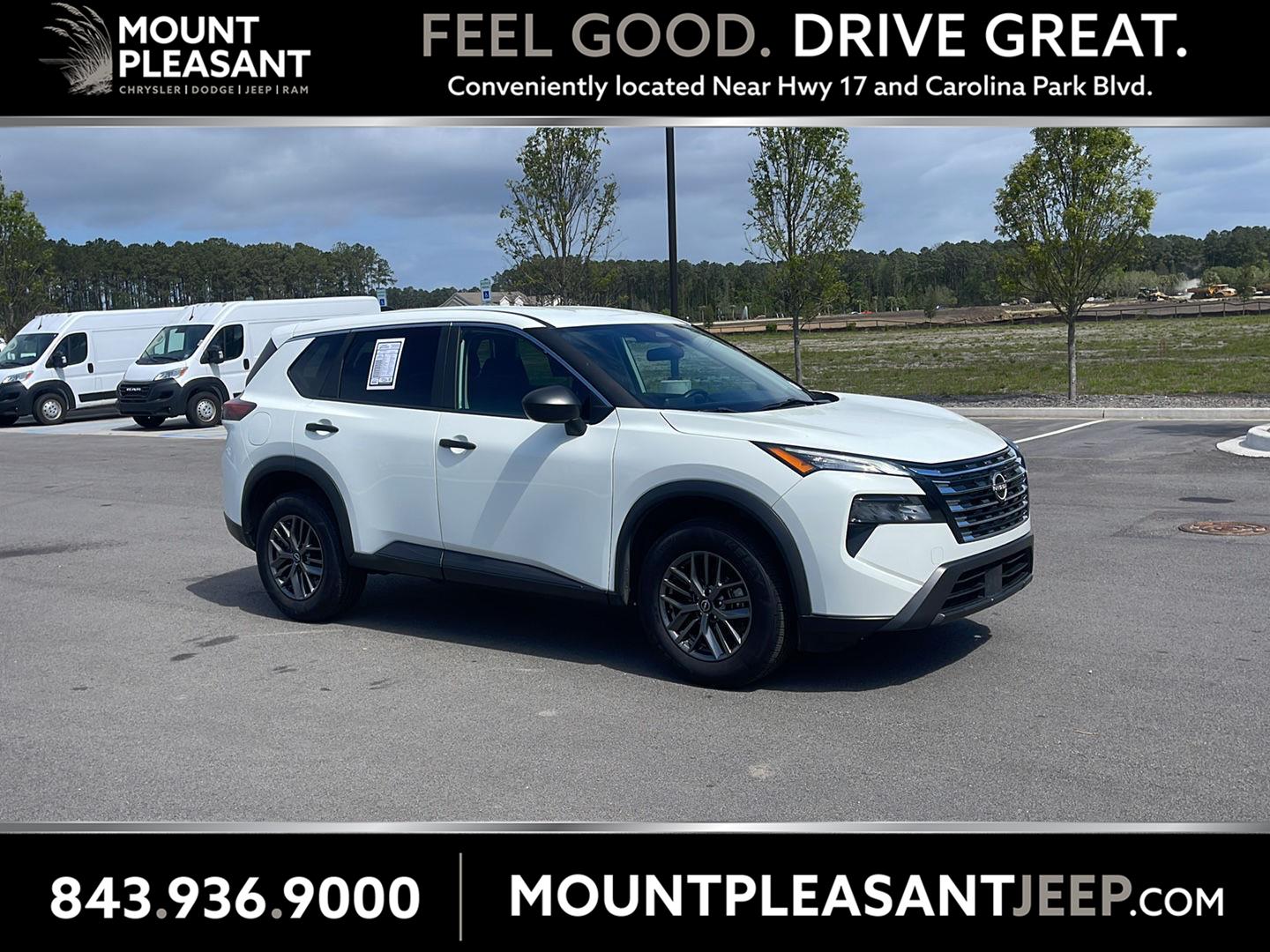 Glacier White 2024 Nissan Rogue S FWD SUV / Crossover Front-Wheel Drive Continuously Variable Transmission