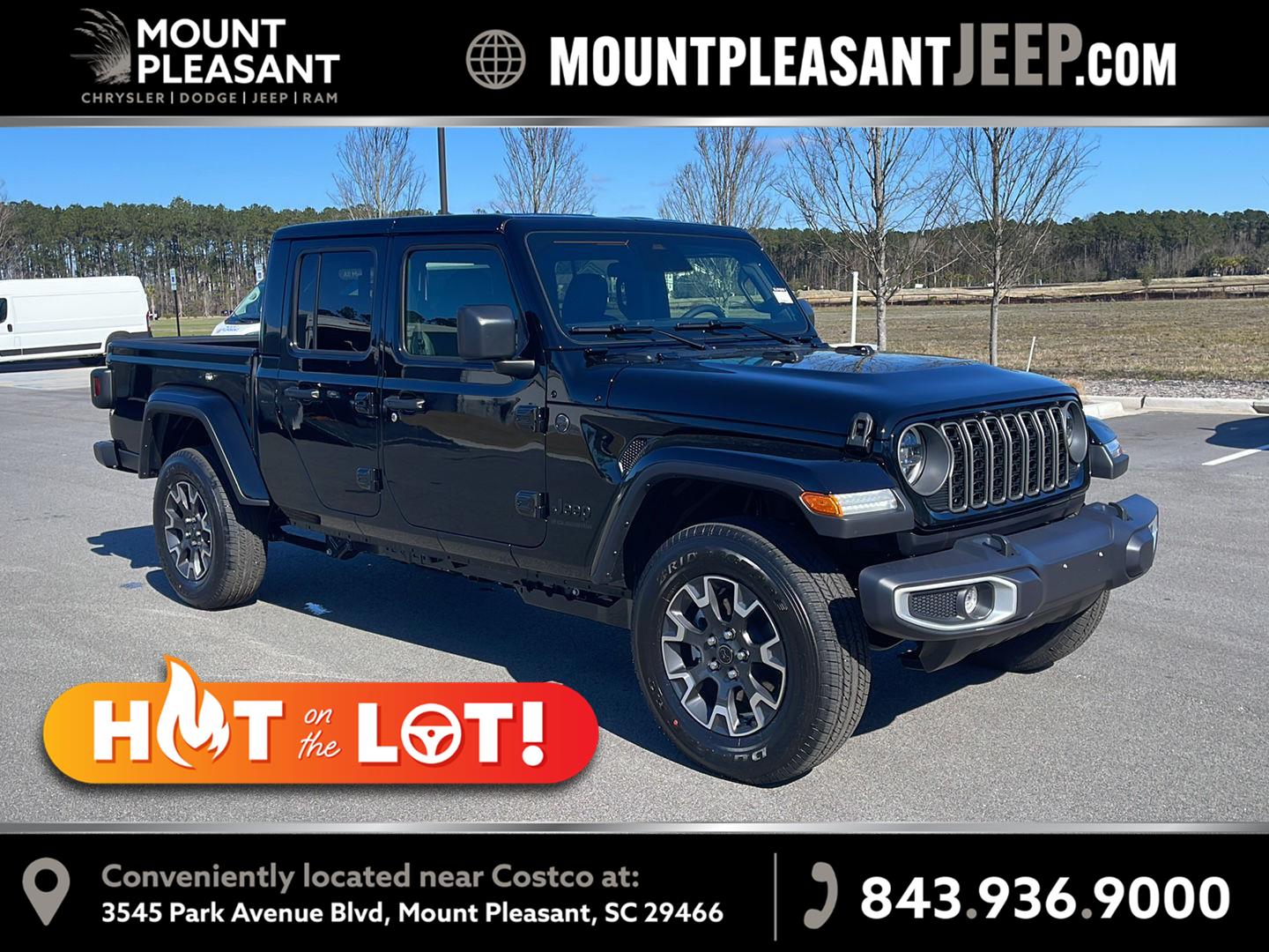 Black Clearcoat 2026 Jeep Gladiator Pickup Truck Four-Wheel Drive 8-Speed Automatic