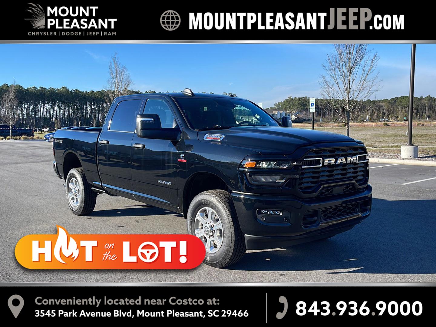 Diamond Black Crystal Pearlcoat 2026 RAM 2500 Pickup Truck Four-Wheel Drive 8-Speed Automatic