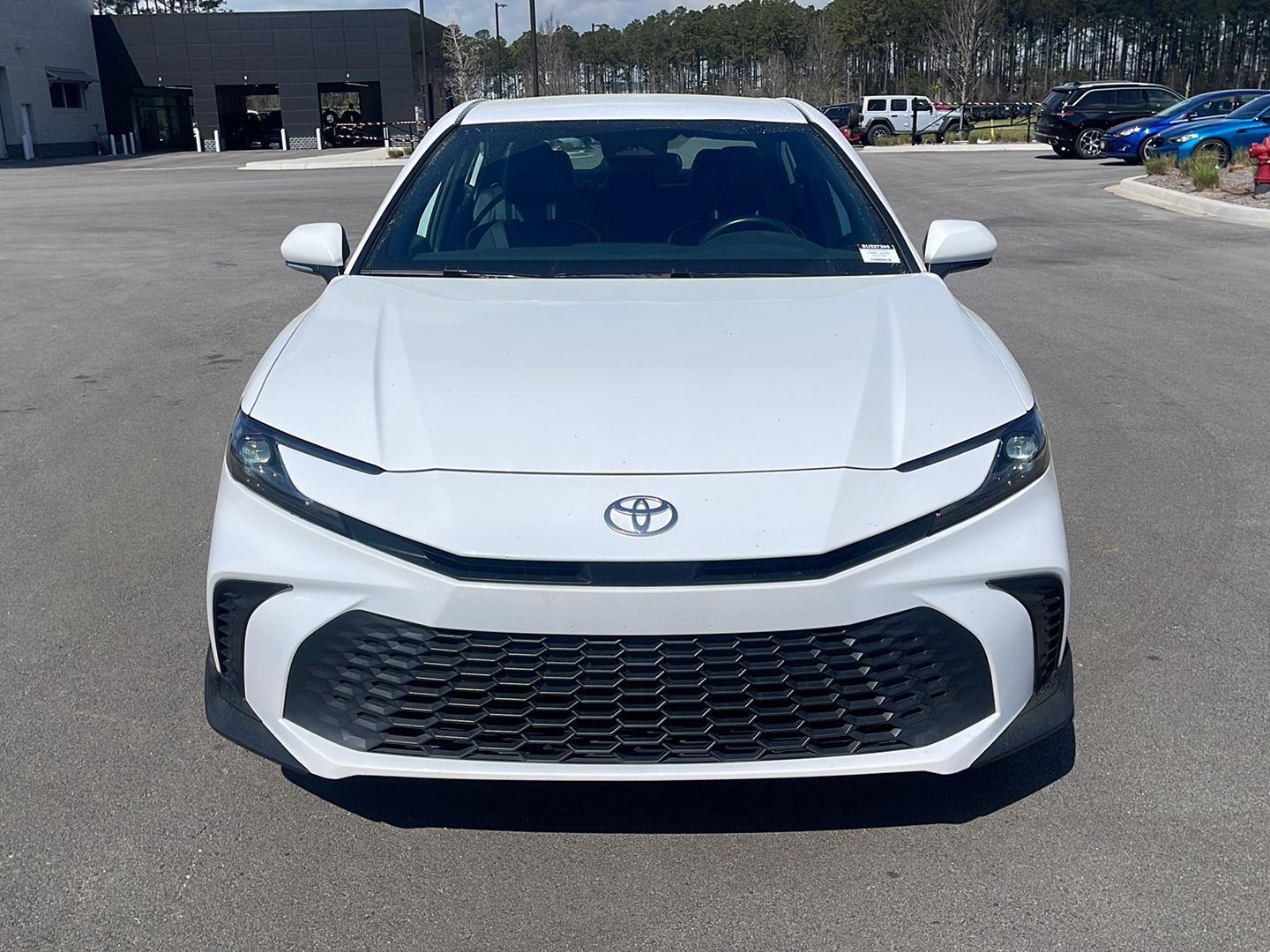 View vehicle photo 2