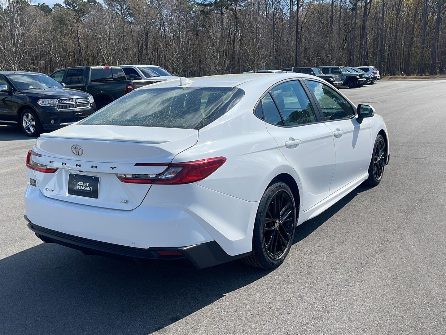 View vehicle photo 7