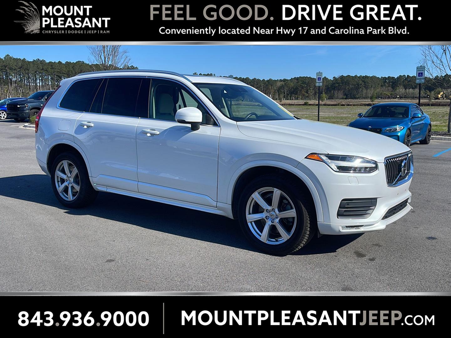 2021 Volvo XC90 T6 Momentum 6-Passenger AWD