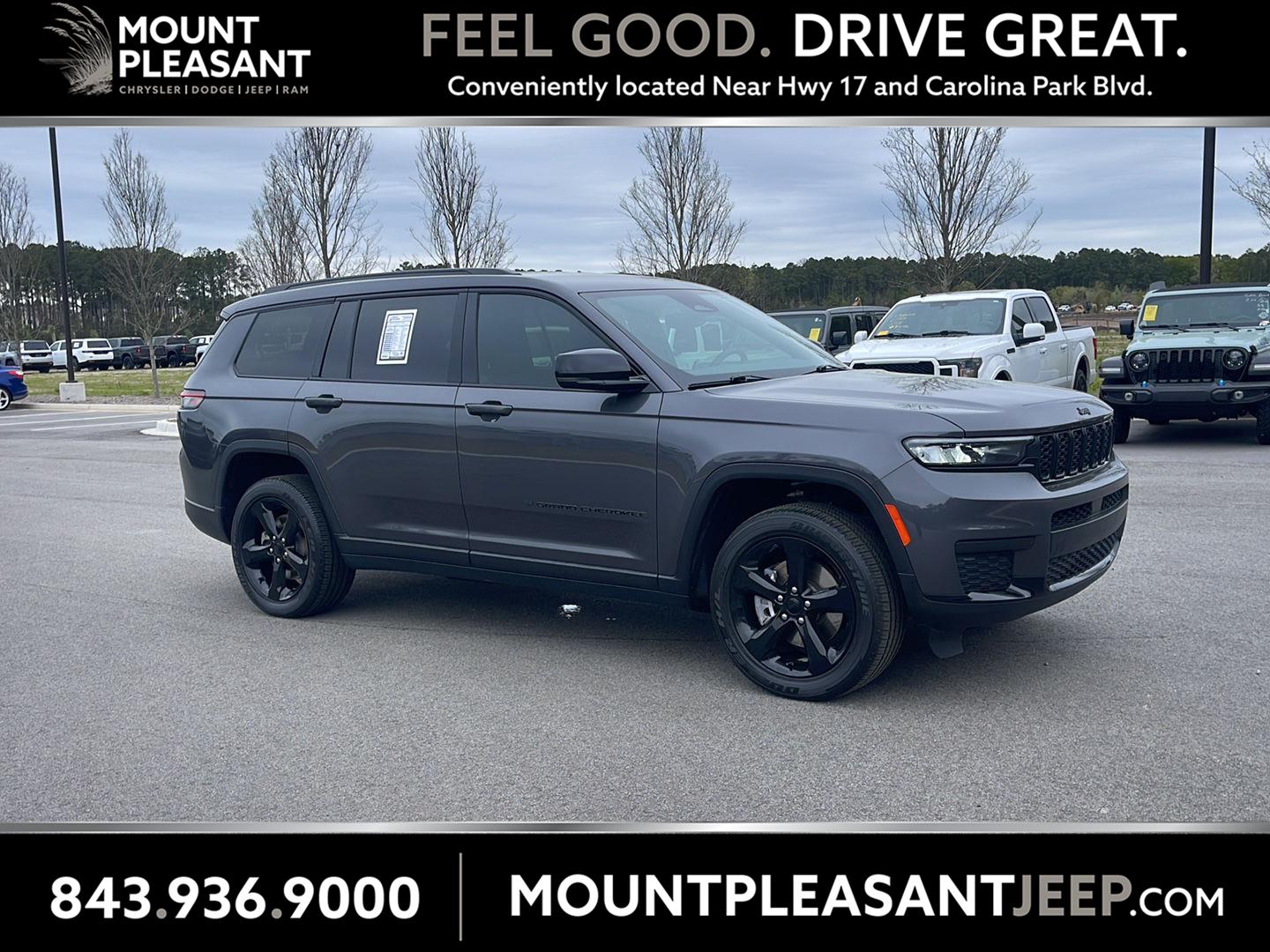 Baltic Gray Metallic Clearcoat 2023 Jeep Grand Cherokee L Altitude 4WD SUV / Crossover Four-Wheel Drive 8-Speed Automatic