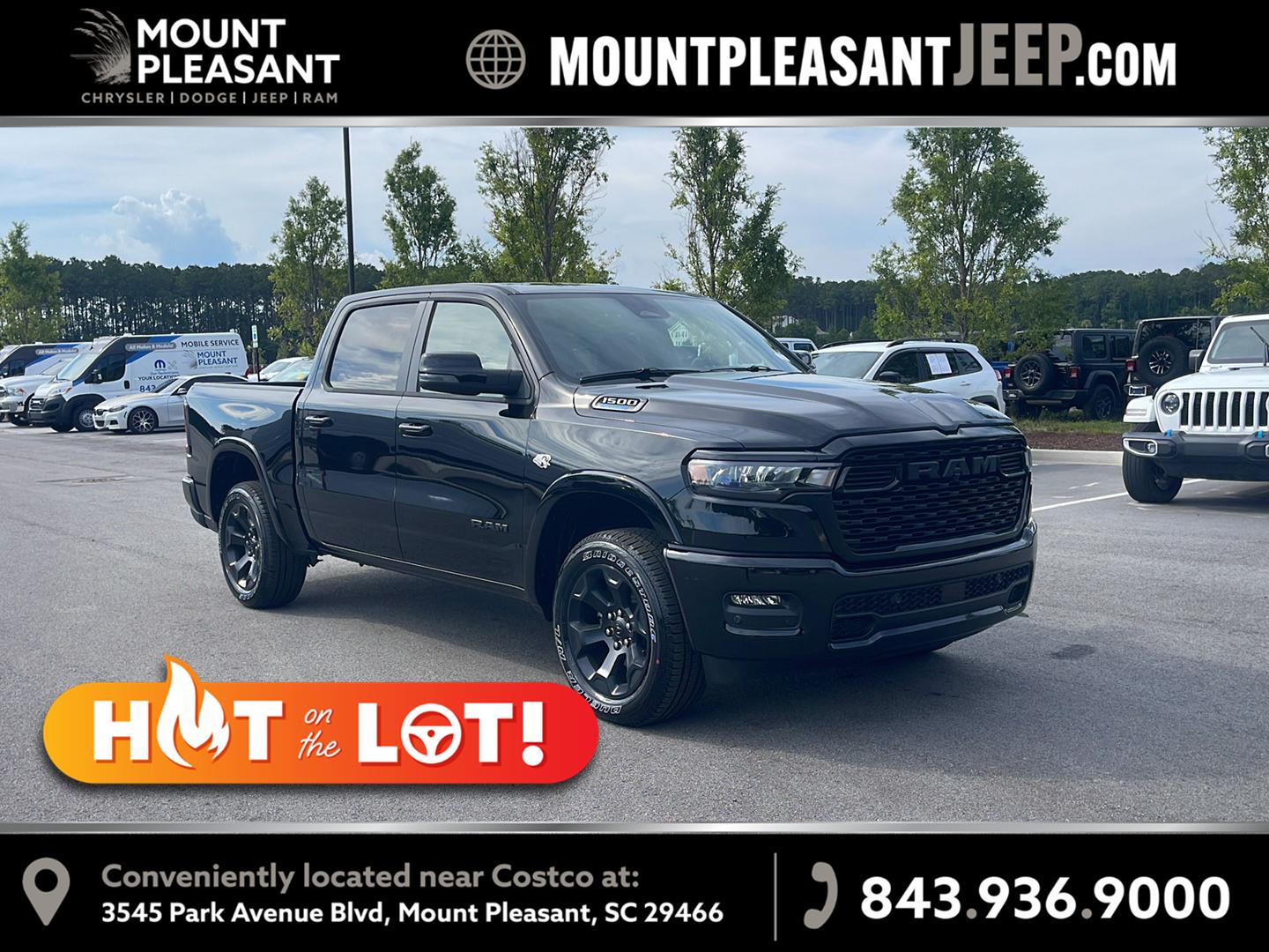 Diamond Black Crystal Pearlcoat 2026 RAM 1500 Pickup Truck Four-Wheel Drive 8-Speed Automatic