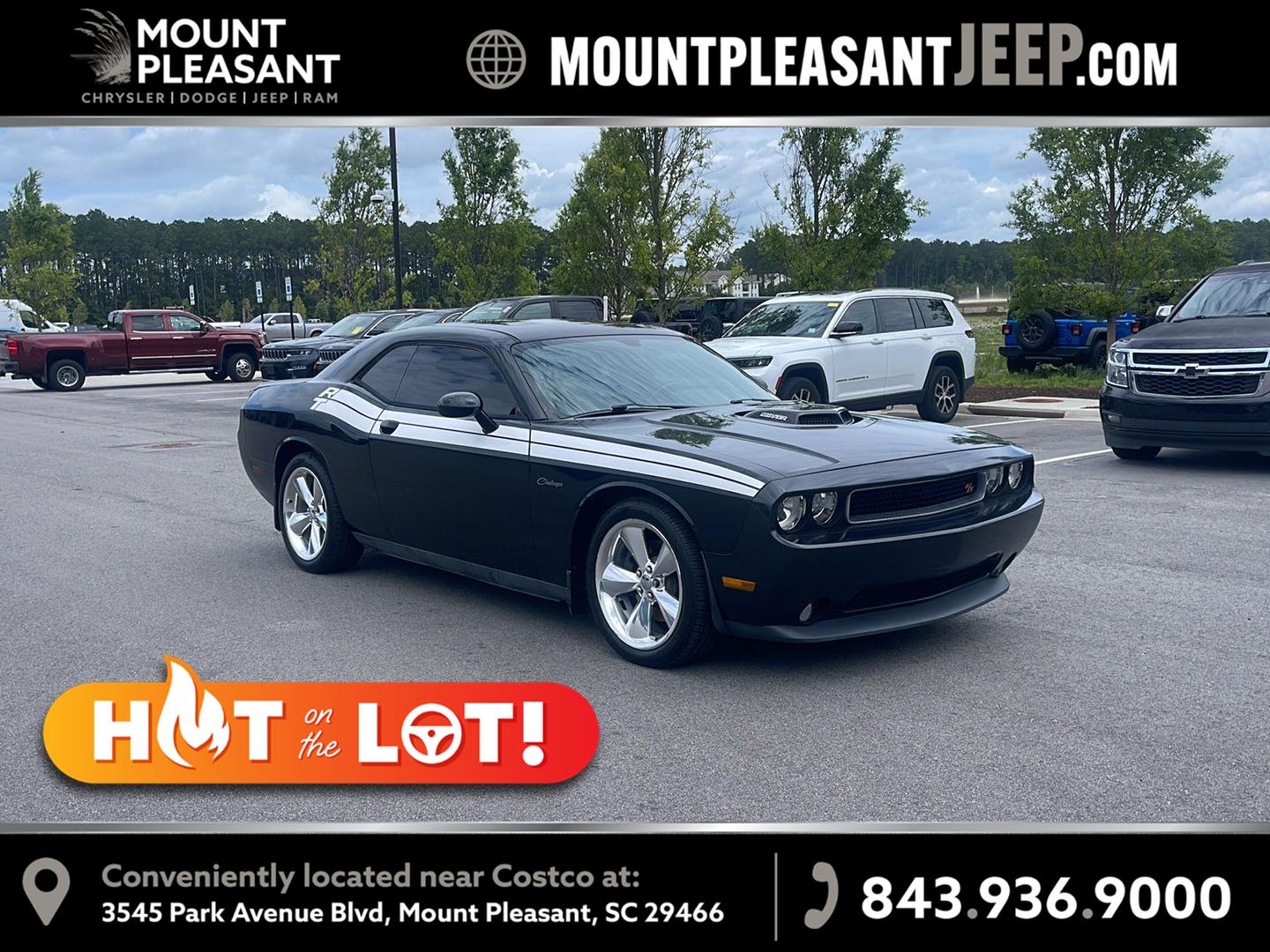 Phantom Black (3) Coat Pearl 2013 Dodge Challenger Coupe Rear-Wheel Drive 6-Speed Manual