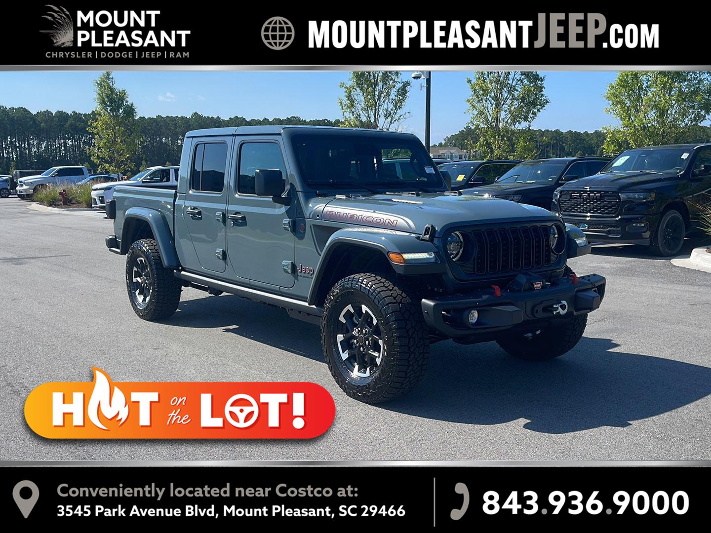 Anvil Clearcoat 2026 Jeep Gladiator Pickup Truck Four-Wheel Drive 8-Speed Automatic