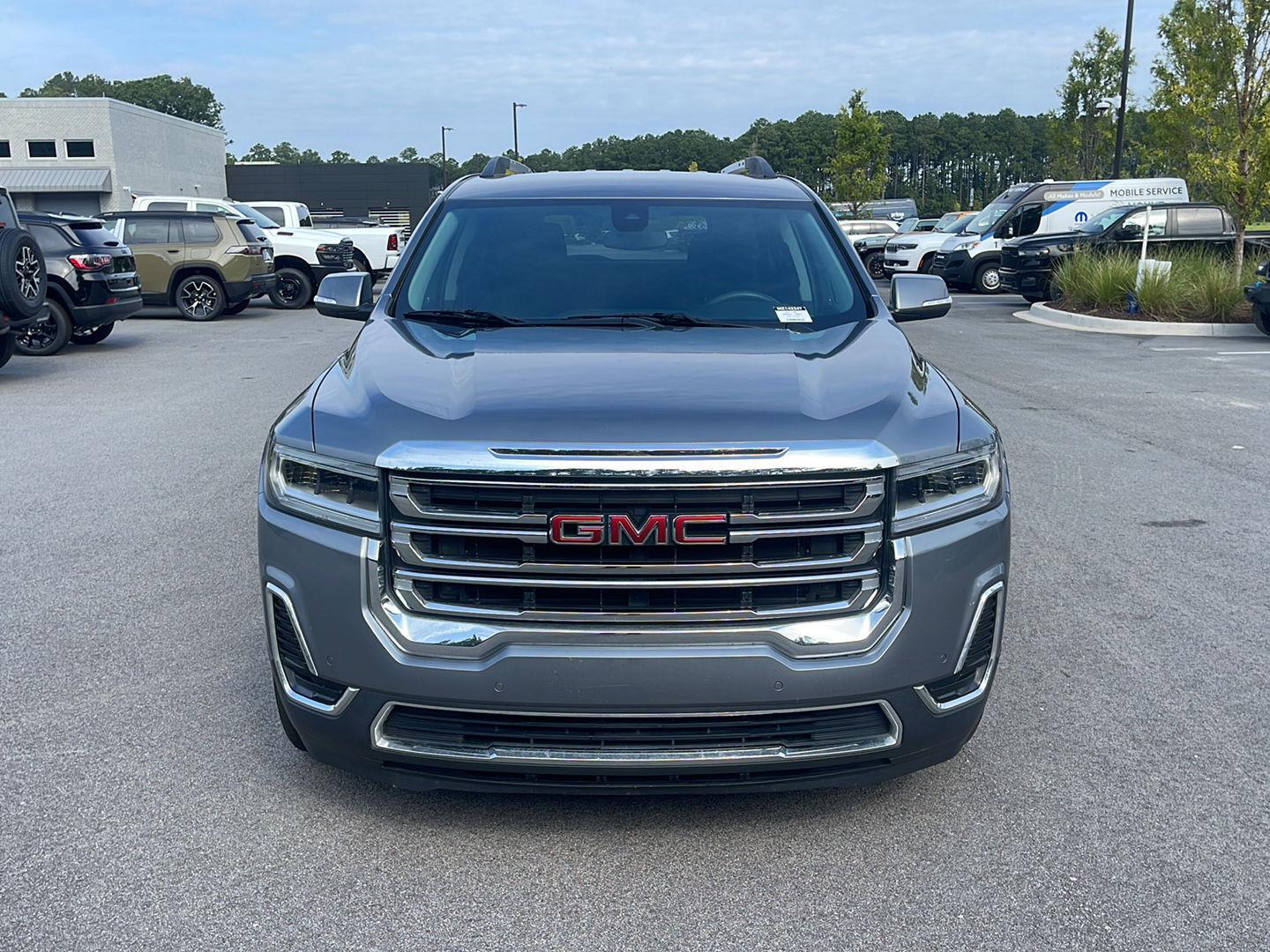 View vehicle photo 2