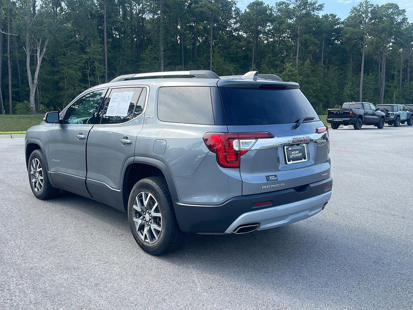 View vehicle photo 5
