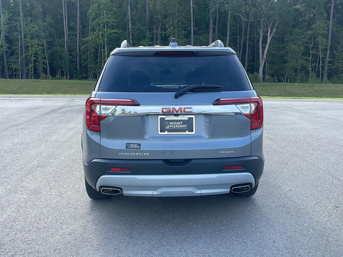 View vehicle photo 6