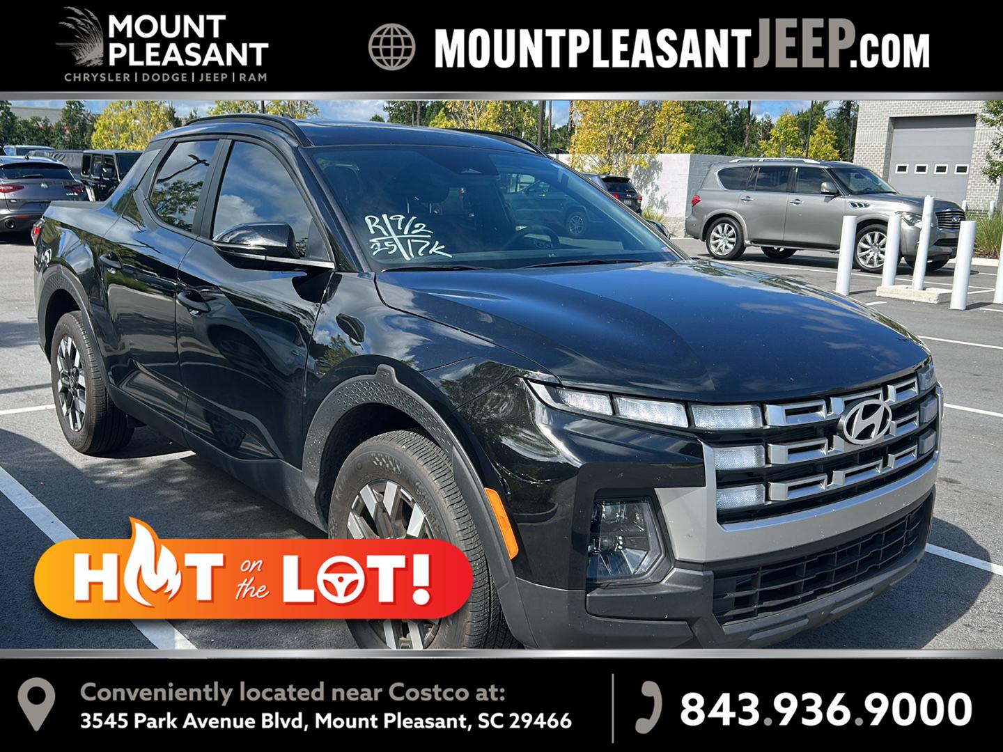 Phantom Black 2025 Hyundai Santa Cruz Pickup Truck Front-Wheel Drive Automatic