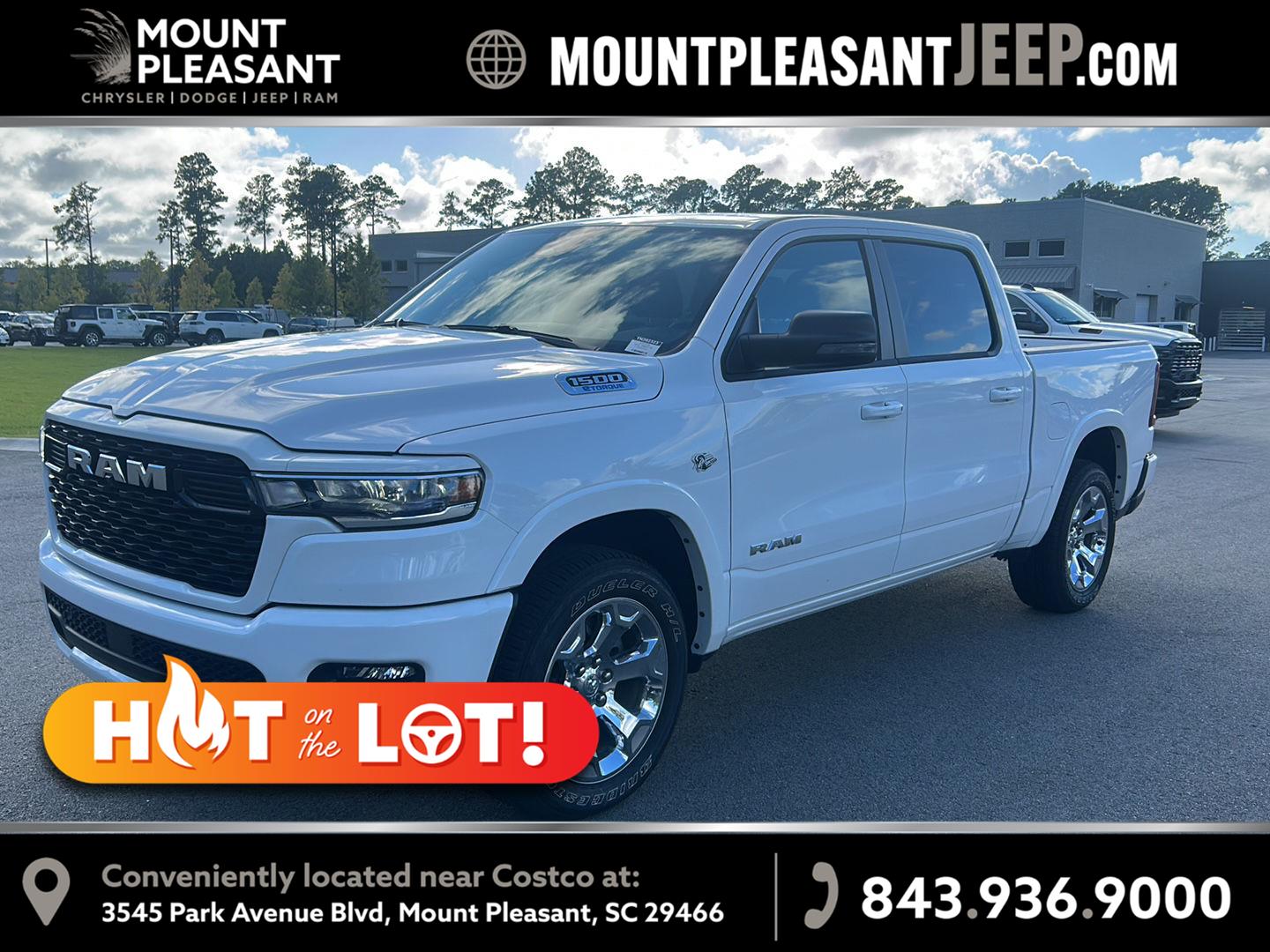 Bright White Clearcoat 2026 RAM 1500 Pickup Truck Four-Wheel Drive 8-Speed Automatic