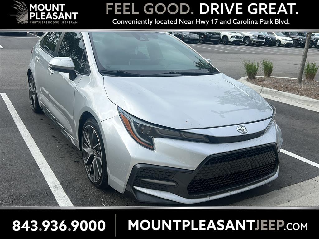 Classic Silver Metallic 2020 Toyota Corolla SE FWD Sedan Front-Wheel Drive Continuously Variable Transmission