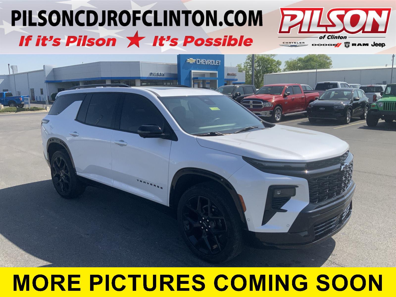 White (Iridescent Pearl Tricoat) 2024 Chevrolet Traverse RS AWD SUV / Crossover Four-Wheel Drive 8-Speed Automatic