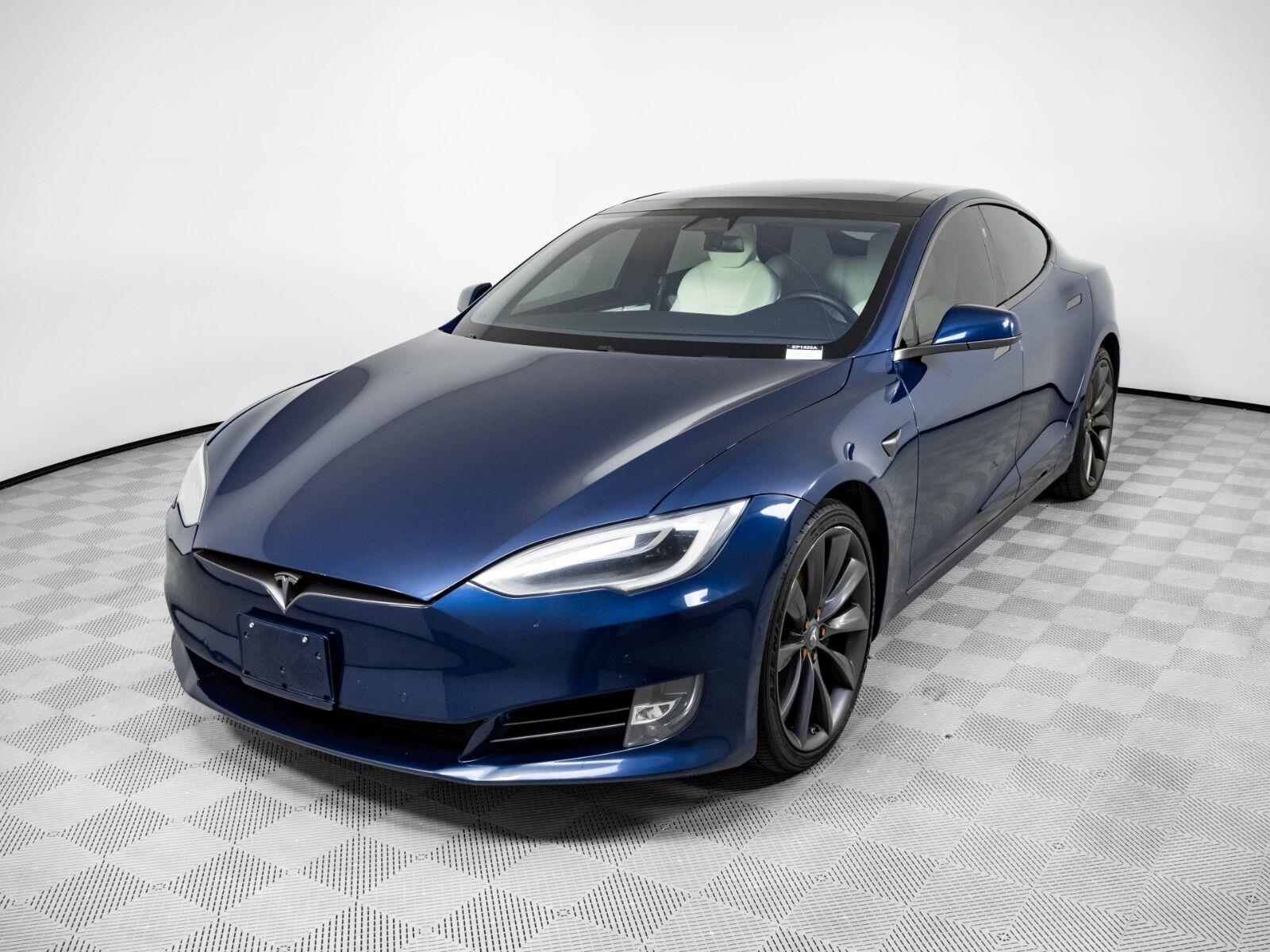 Deep Blue Metallic 2017 Tesla Model S Sedan All-Wheel Drive Automatic