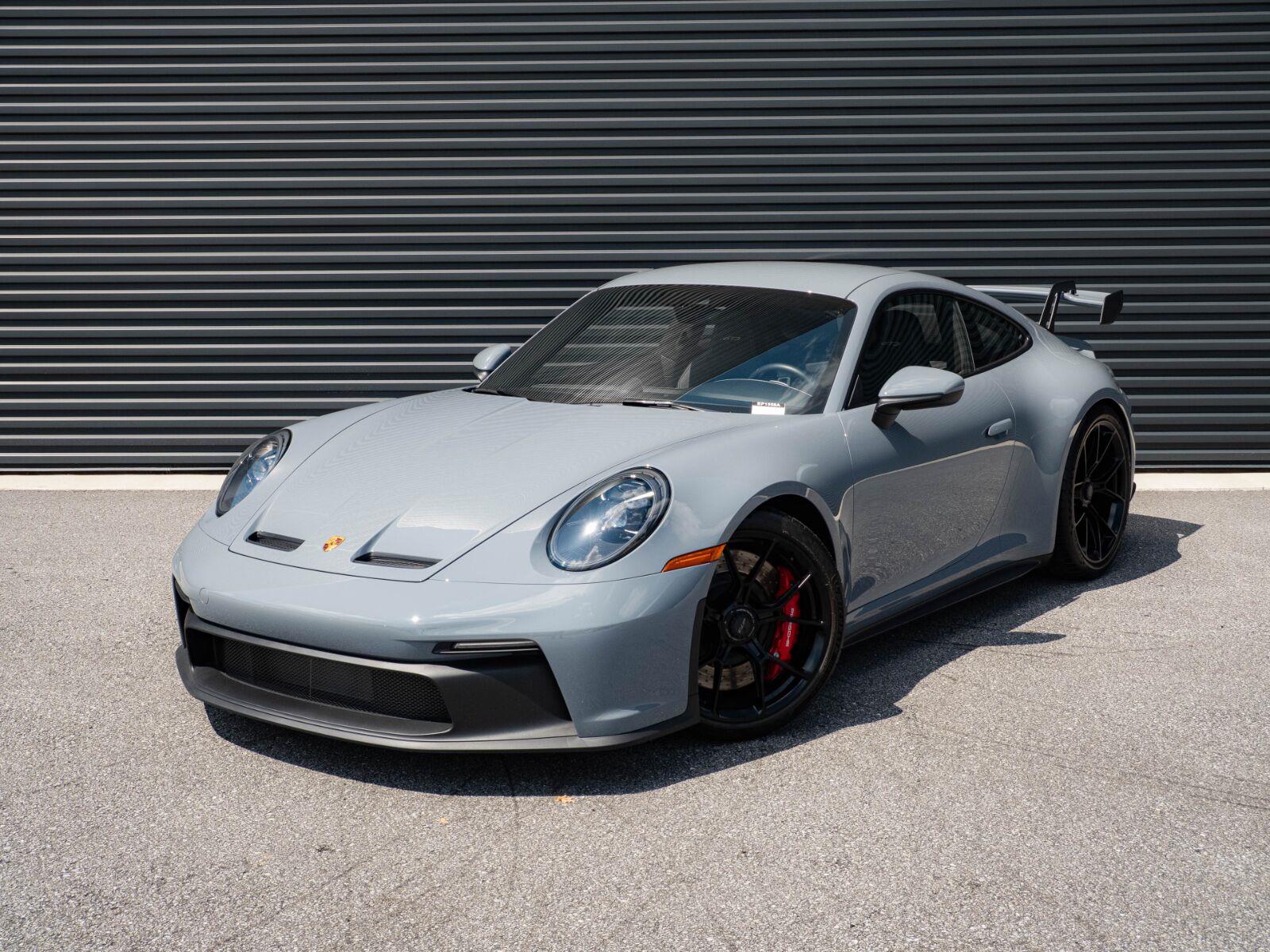 2024 Porsche 911 Gris (Arctic Grey) Coupé Tracción trasera 7 velocidades Automática