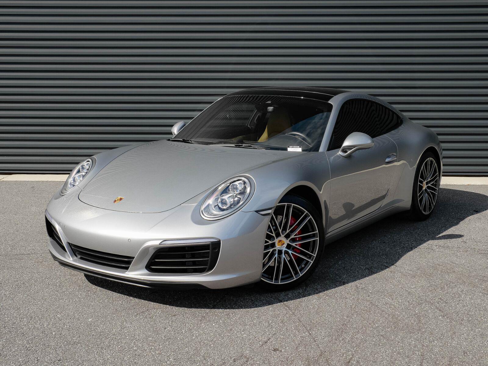 2018 Porsche 911 Carrera S Coupe RWD