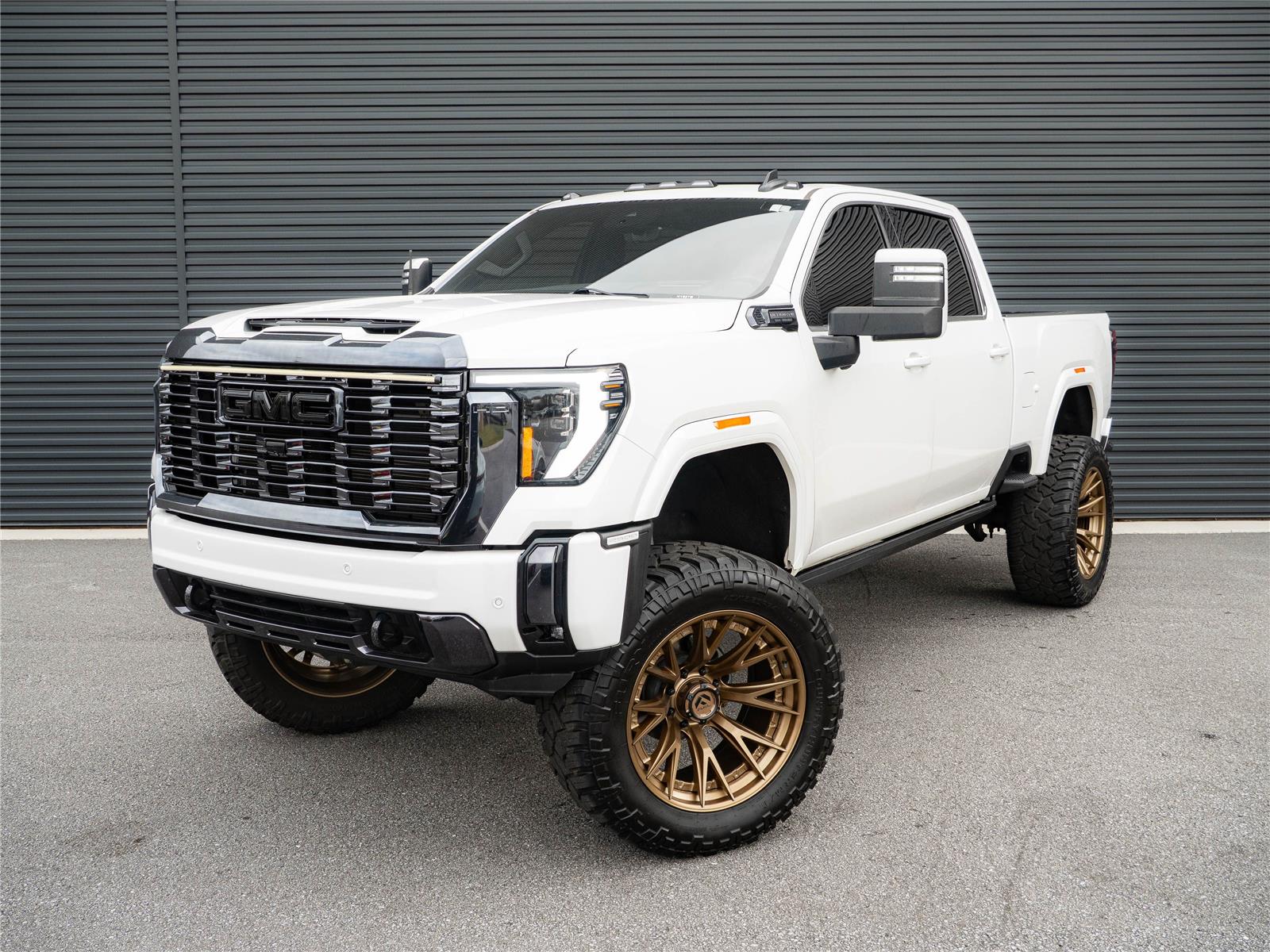 2024 GMC Sierra 2500HD Denali Ultimate Crew Cab 4WD