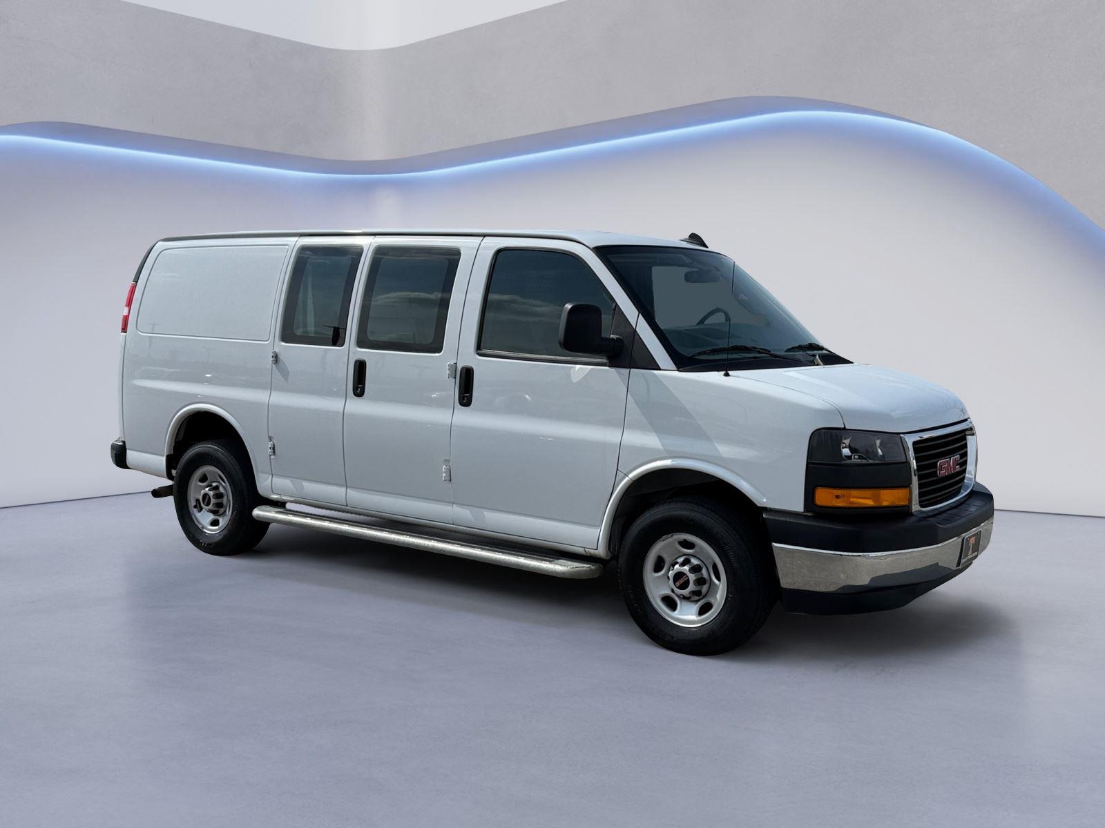 2024 GMC Savana Cargo 2500 RWD
