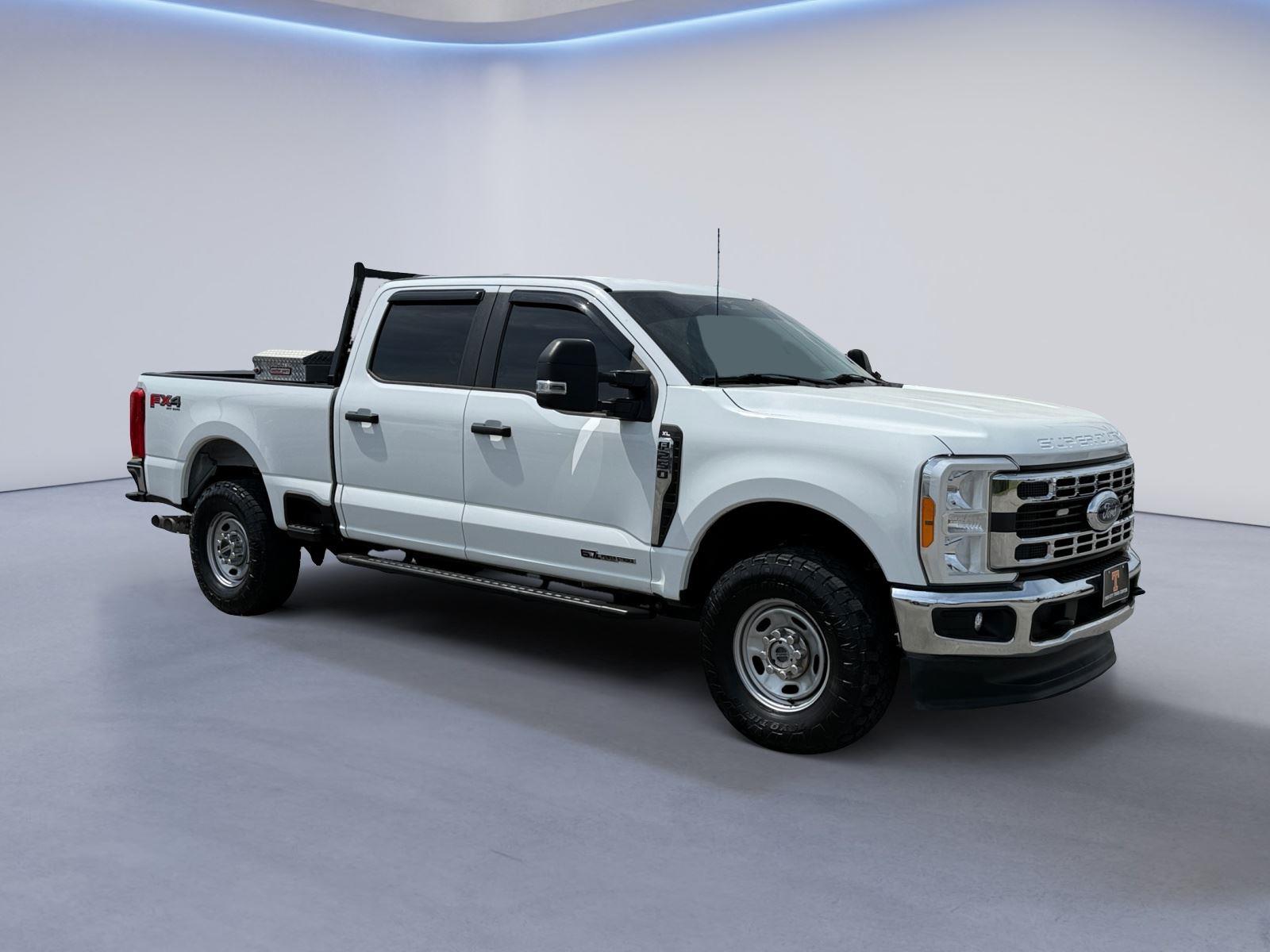 2023 Ford F-250 Super Duty XL Crew Cab 4WD