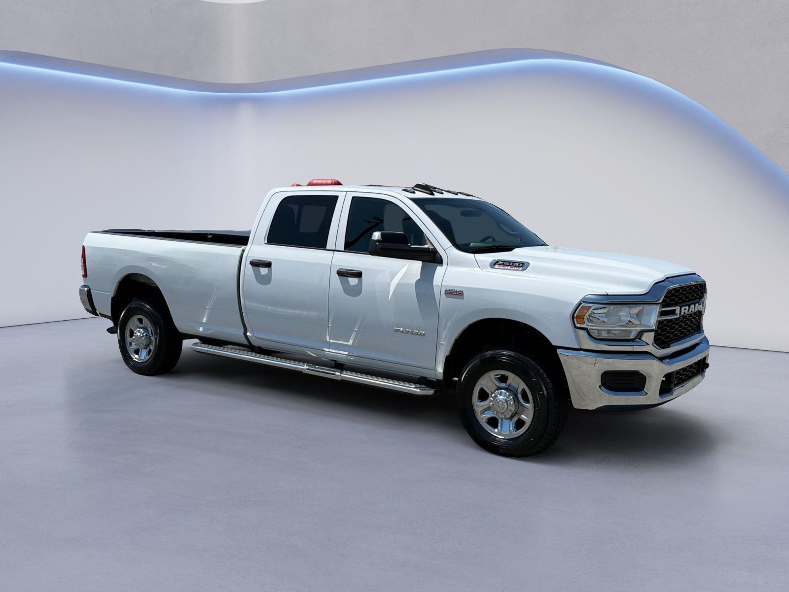 Bright White Clearcoat 2021 RAM 2500 Tradesman Crew Cab LB 4WD Pickup Truck Four-Wheel Drive 8-Speed Automatic