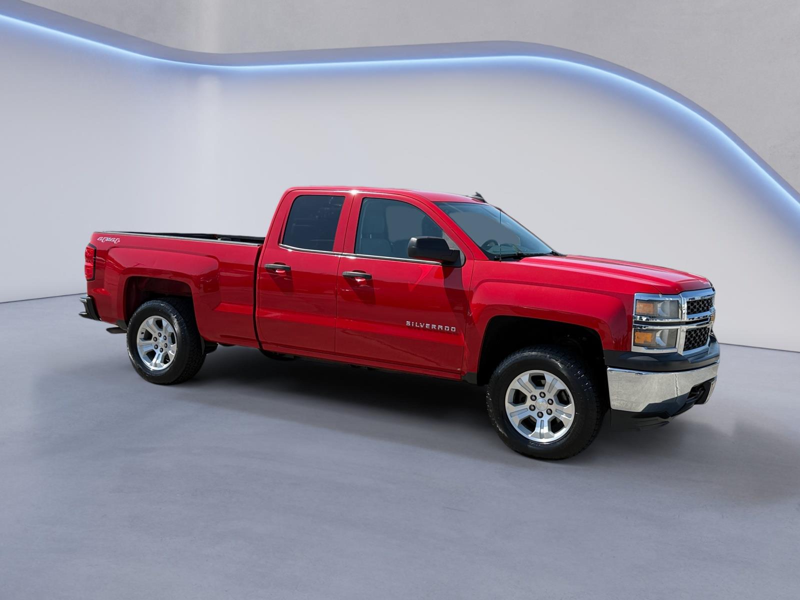 Victory Red 2015 Chevrolet Silverado 1500 Pickup Truck Four-Wheel Drive 6-Speed Automatic