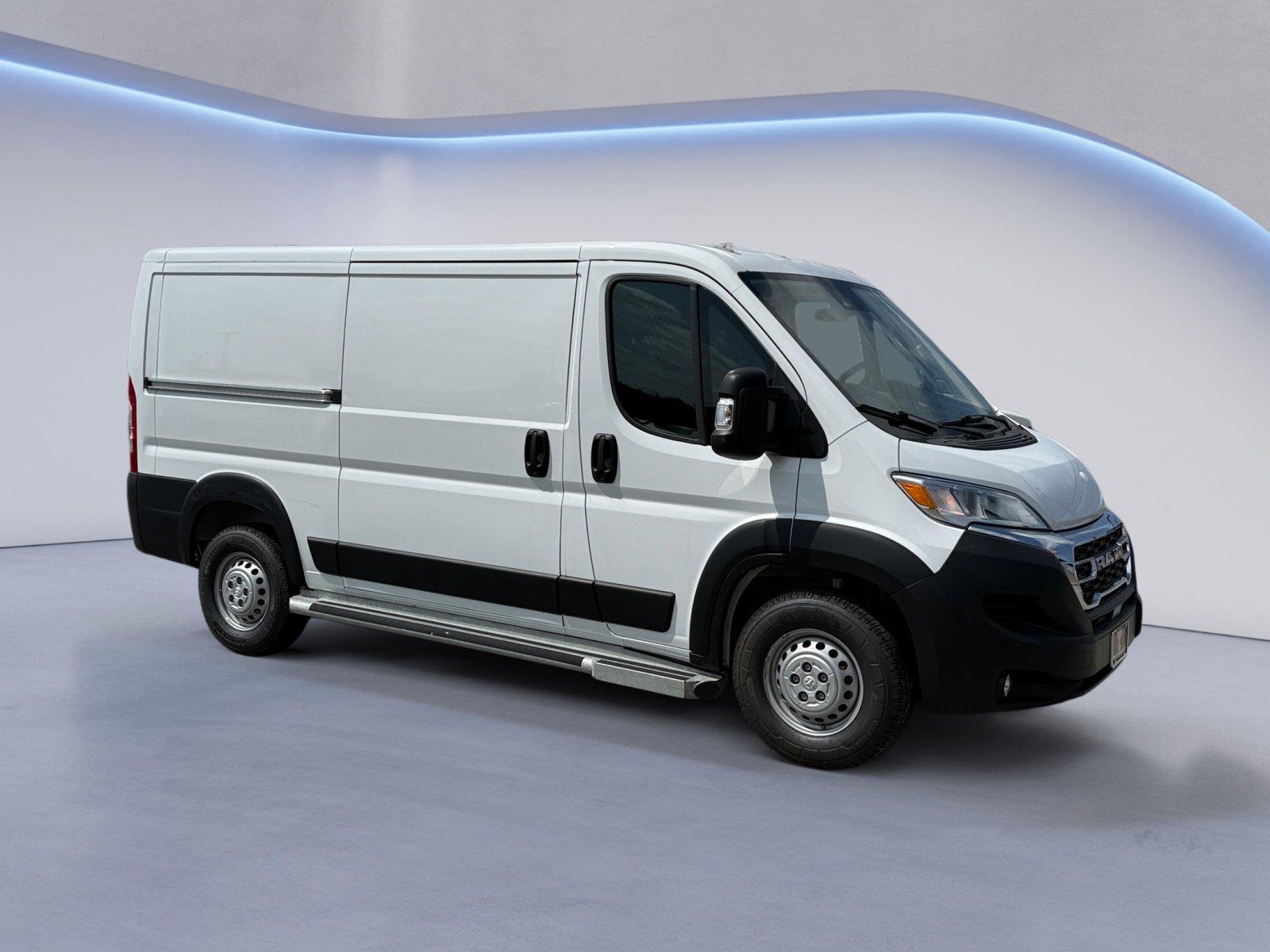 Bright White Clearcoat 2025 RAM ProMaster Van Front-Wheel Drive 9-Speed Automatic
