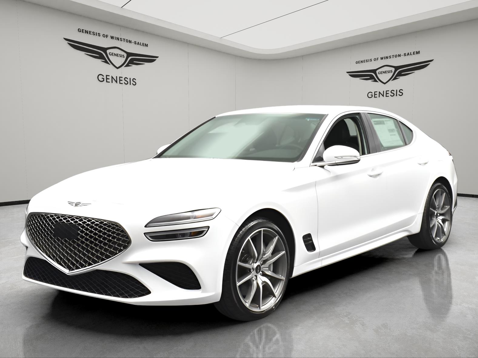 Uyuni White 2025 Genesis G70 2.5T Standard RWD Sedan Rear-Wheel Drive Automatic
