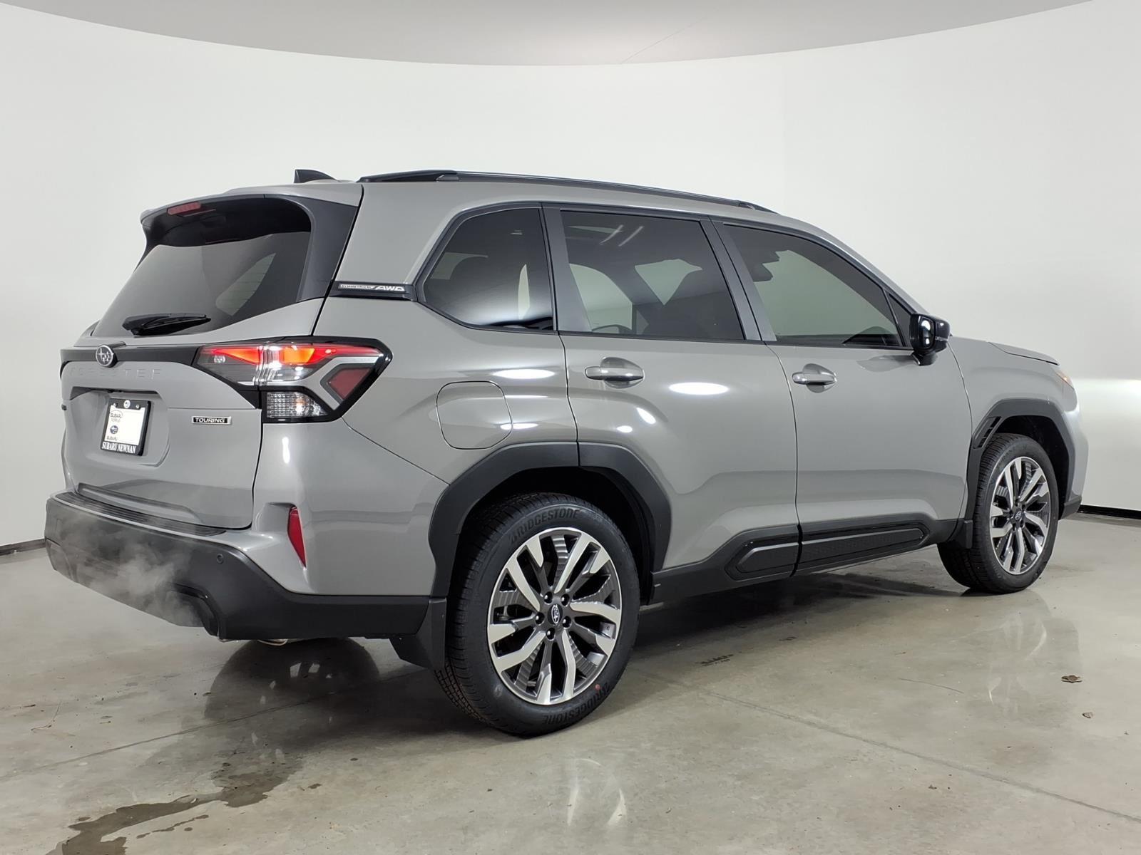 New 2026 PEARL Subaru Touring image 5