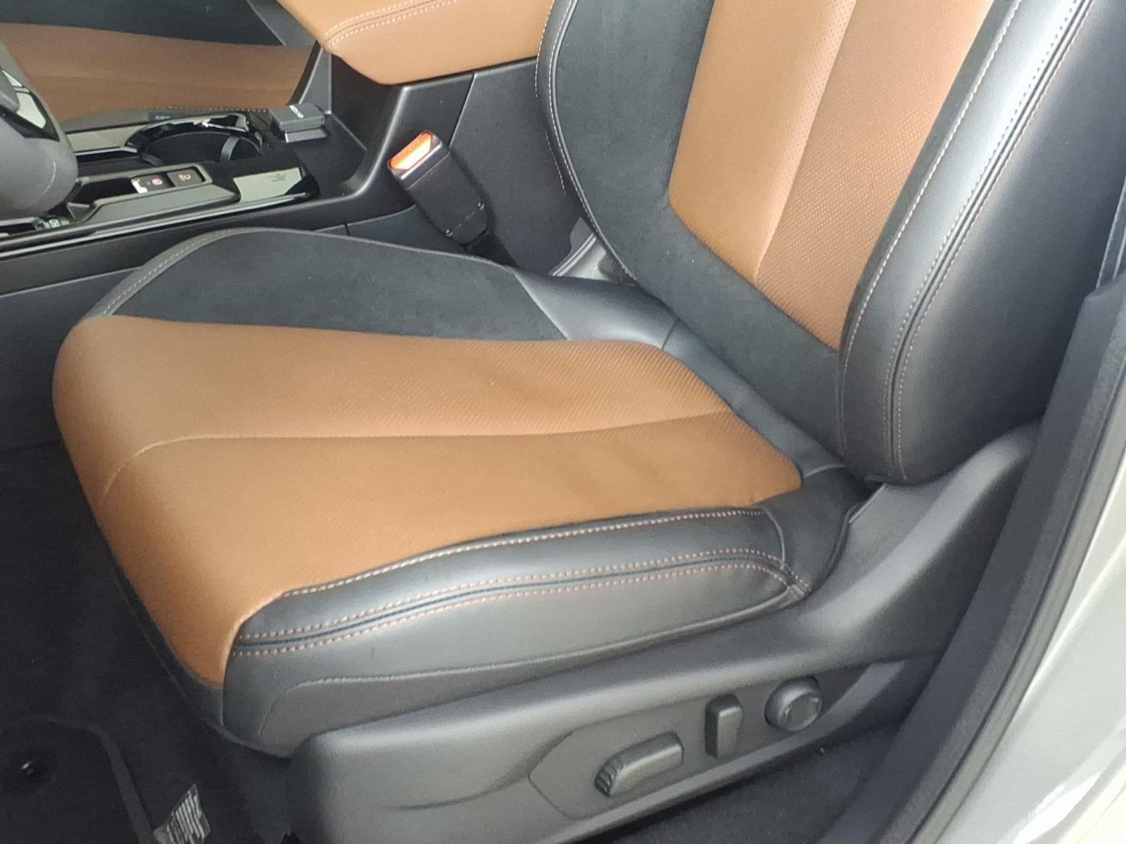 New 2026 PEARL Subaru Touring image 10