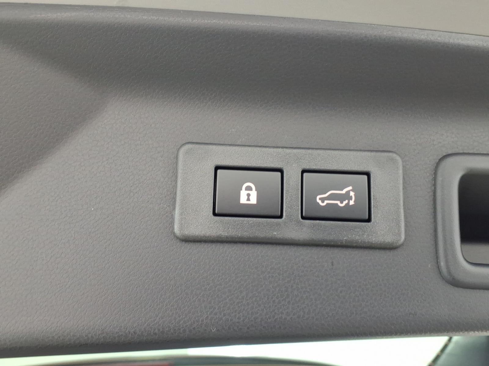 New 2026 PEARL Subaru Touring image 25