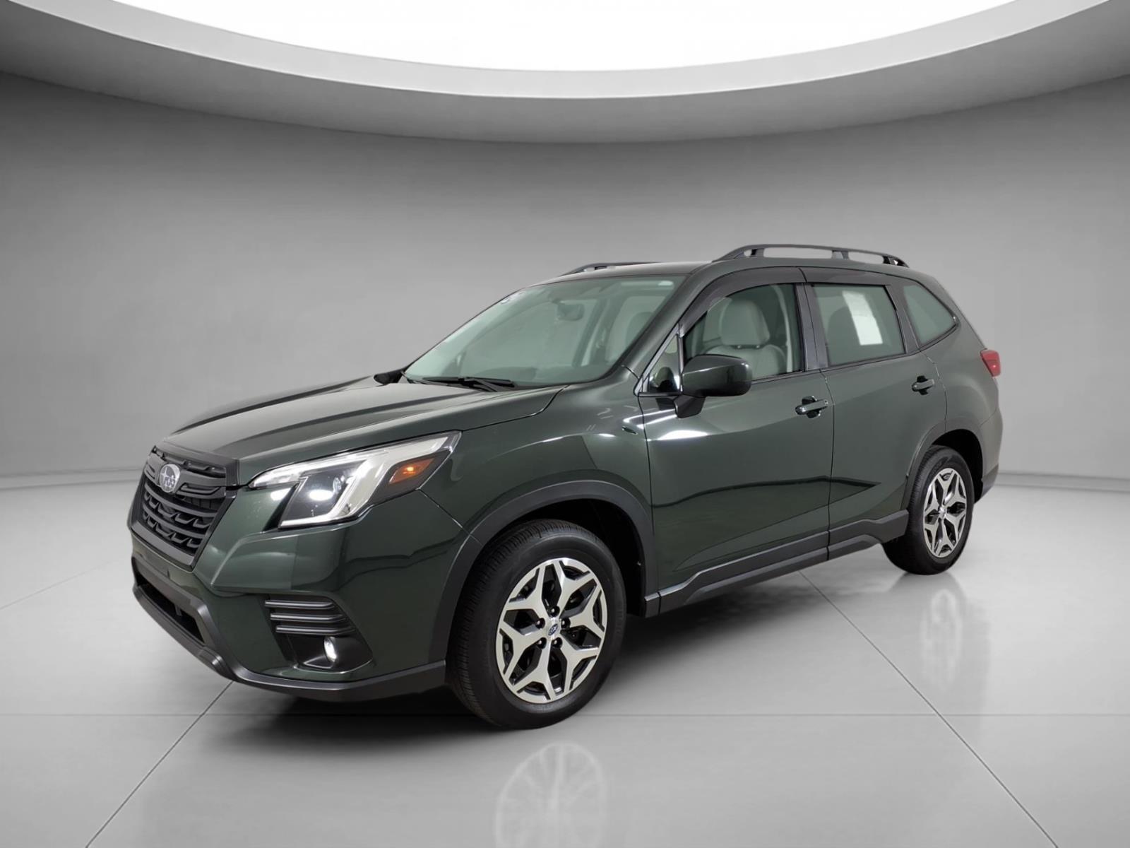 Cascade Green Silica 2024 Subaru Forester Premium Crossover AWD SUV / Crossover All-Wheel Drive Continuously Variable Transmission