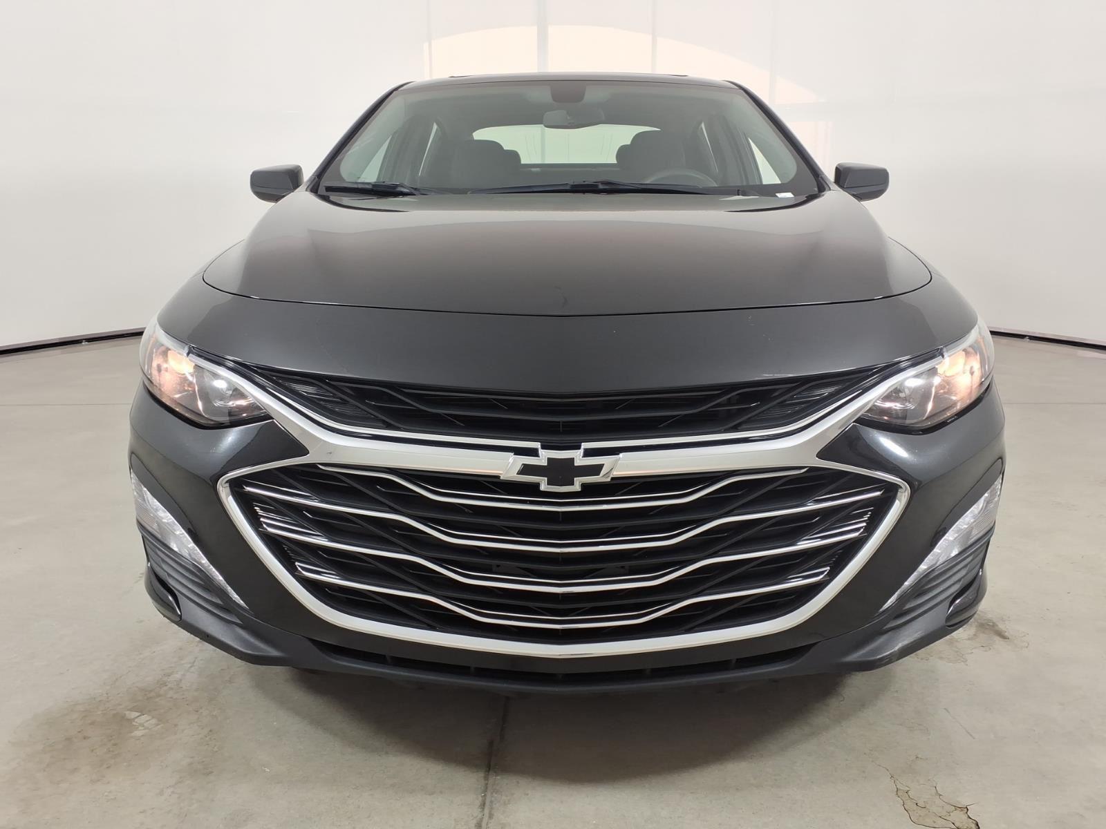 Used 2022 Mosaic Black Metallic Chevrolet LT image 9